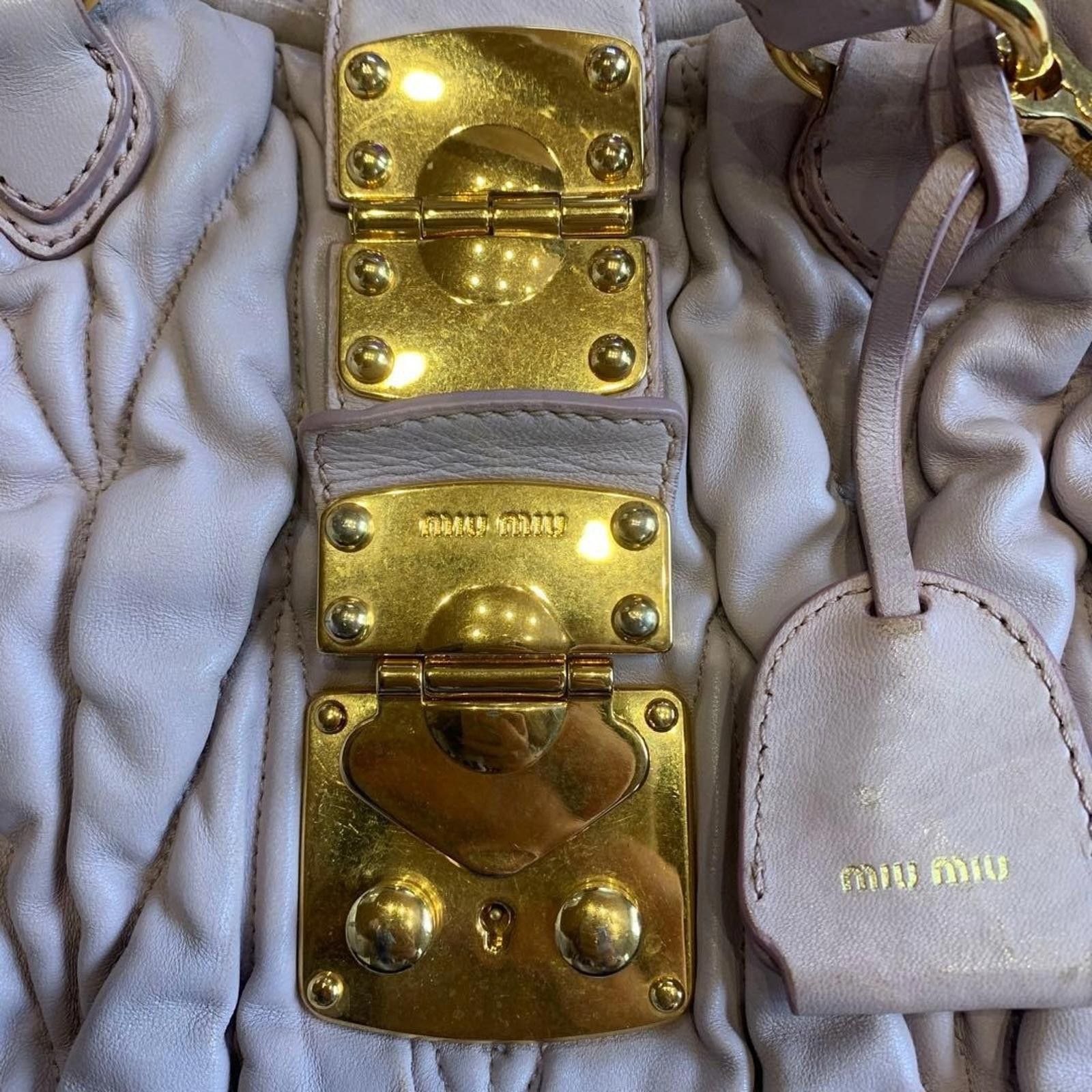 Miu Miu Miu Miu - Quilted Leather Handbag with Gold Hardware Size ONE SIZE - 4 Thumbnail
