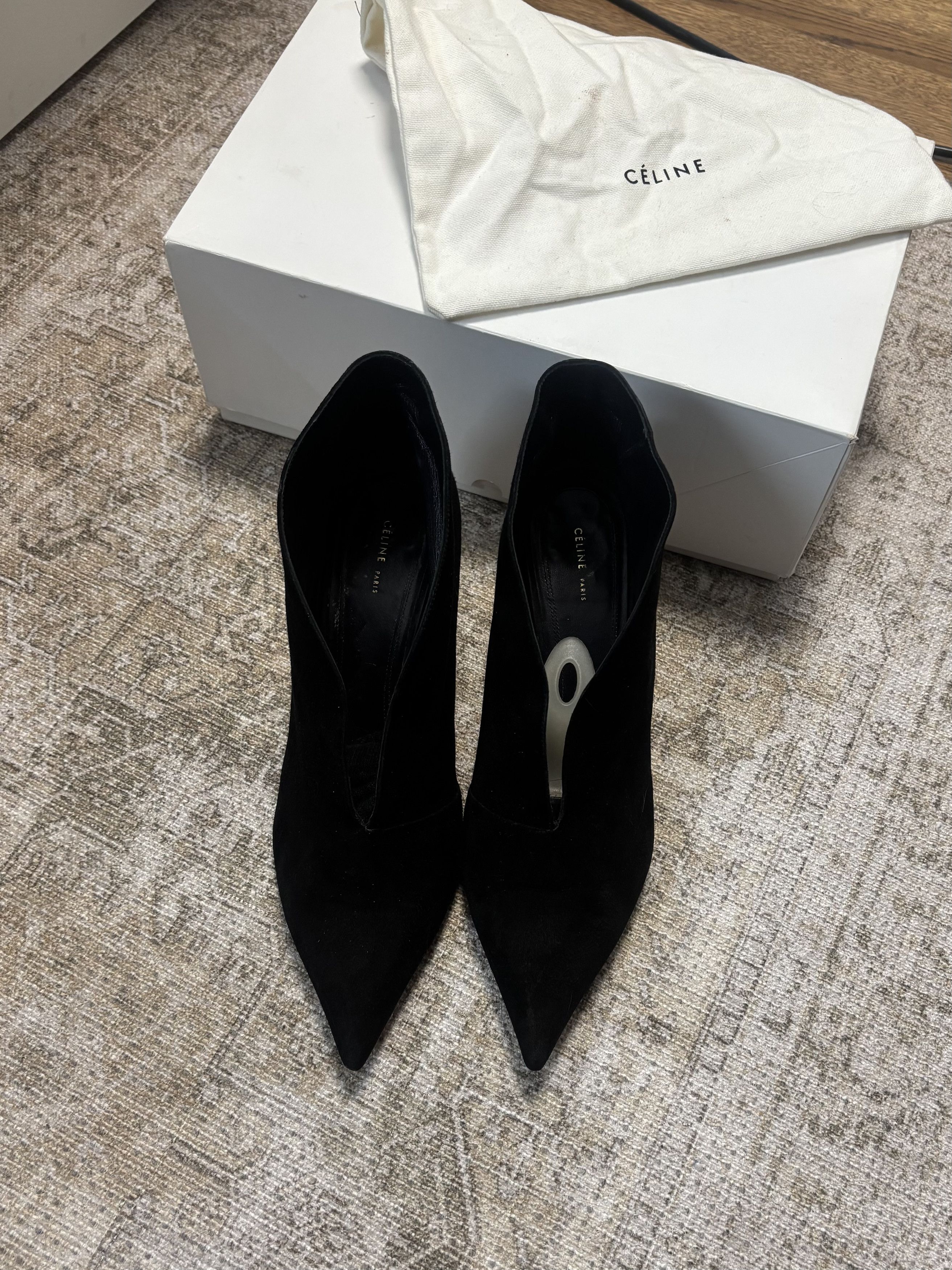 Celine 2007 Phoebe Philo Celine V Neck Heels Pumps Size US 10 / IT 40 - 1 Thumbnail