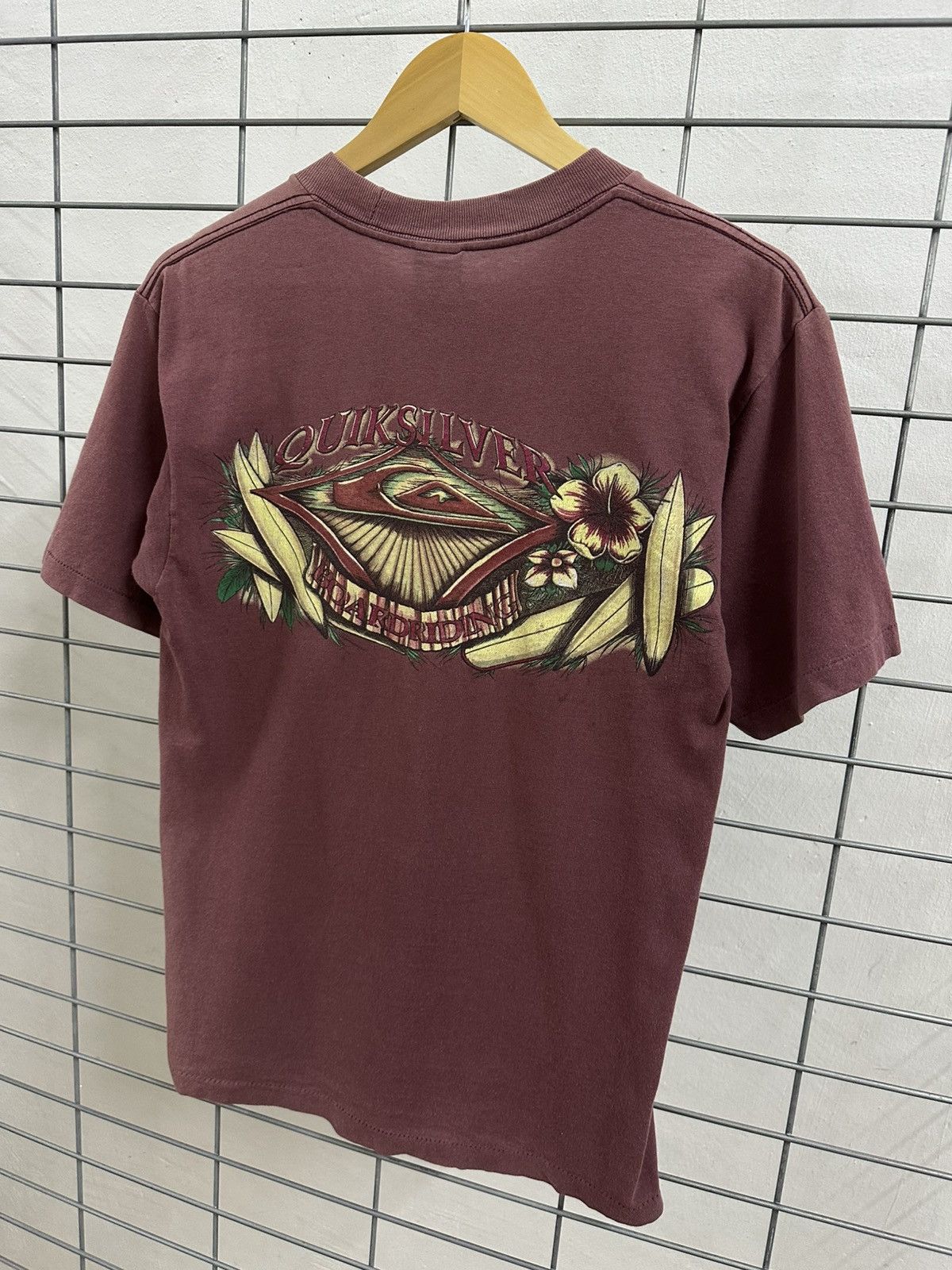 Quiksilver Rare And Beautiful Vintage 90’s Quiksilver Surf Tee Size US S / EU 44-46 / 1 - 4 Thumbnail