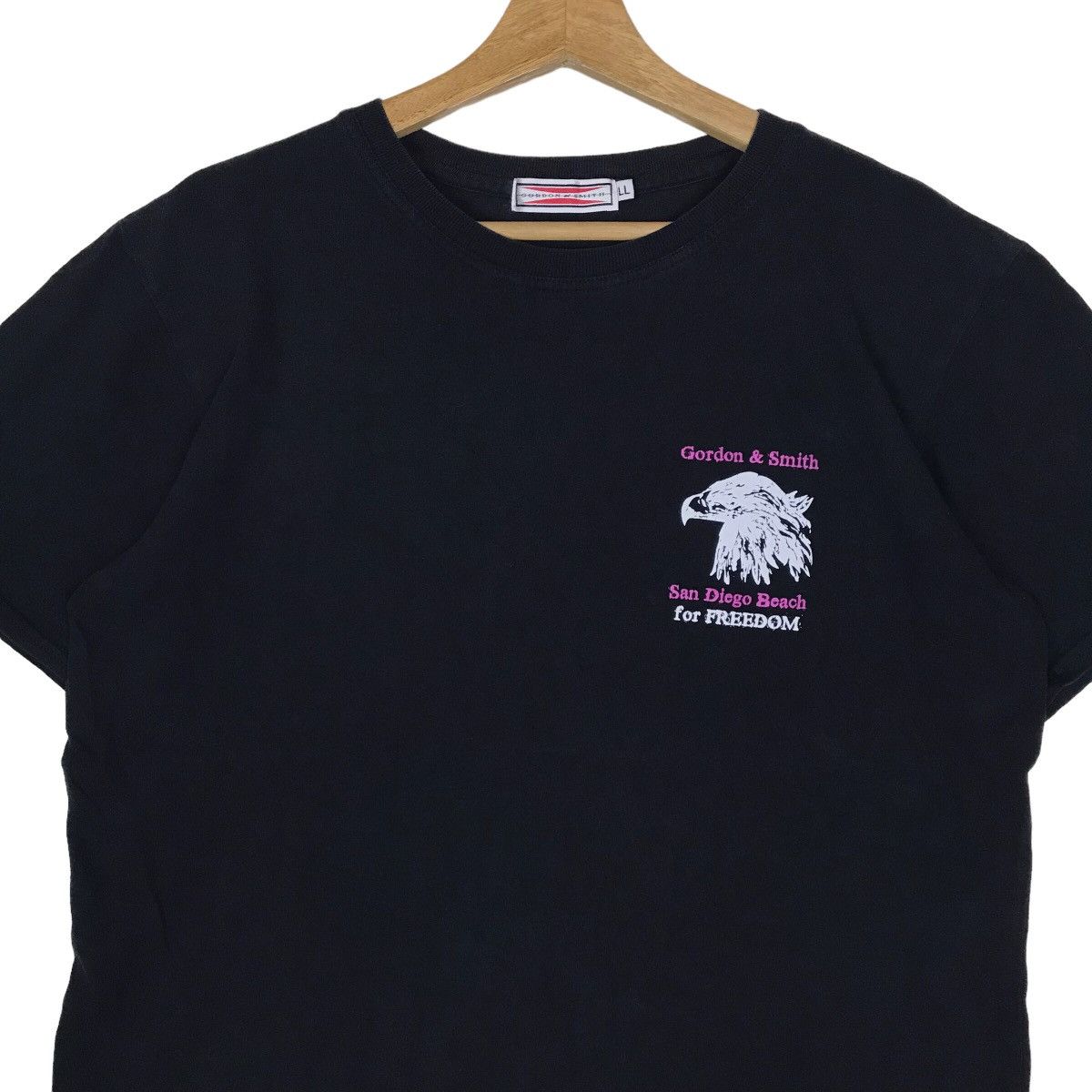 Vintage Vintage Gordon Smith Royal Surfer Tee Shirt Size US XL / EU 56 / 4 - 3 Thumbnail