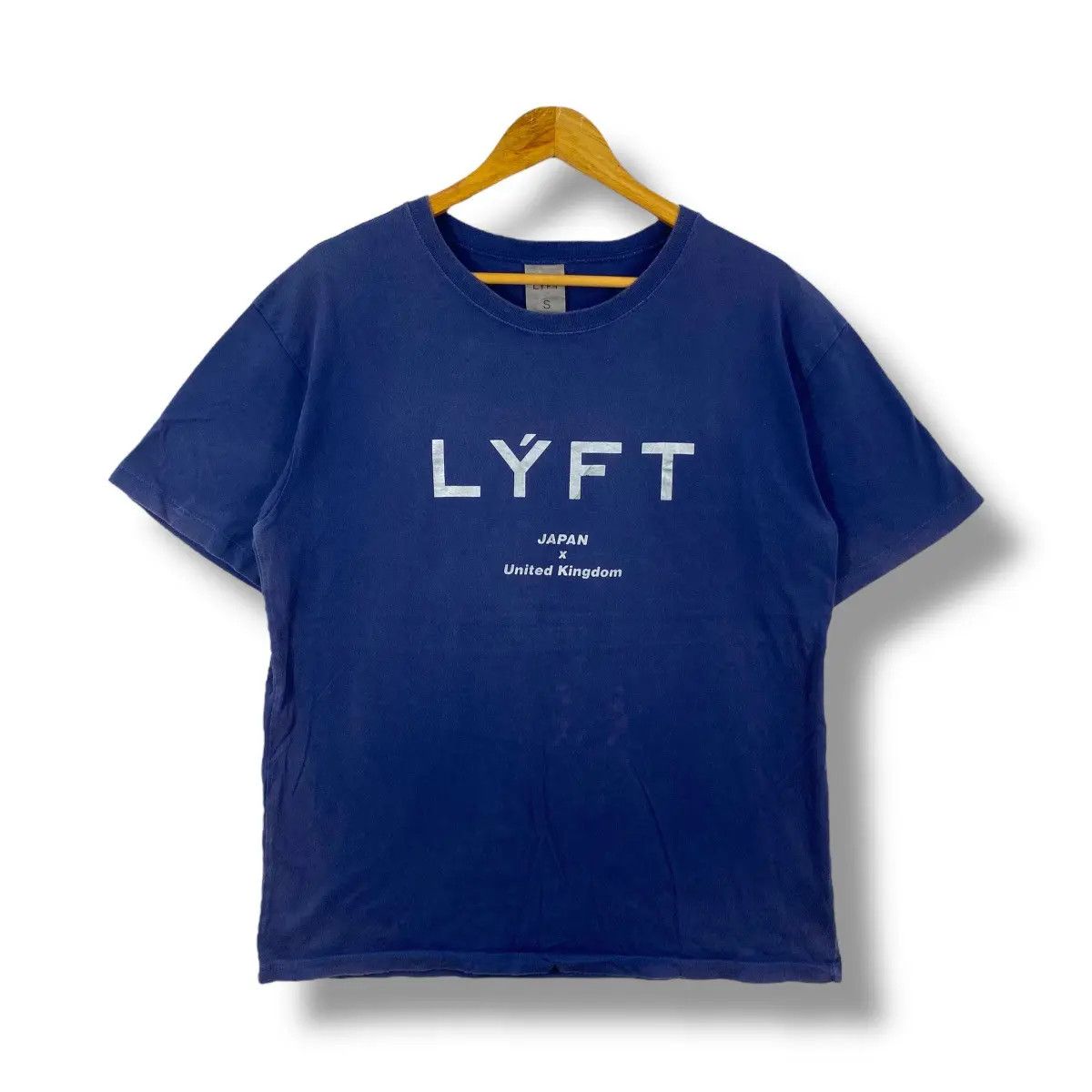 LÝFT JAPAN × United Kingdom LYFT Japan x United Kingdom Graphic Tee Shirt Small Size