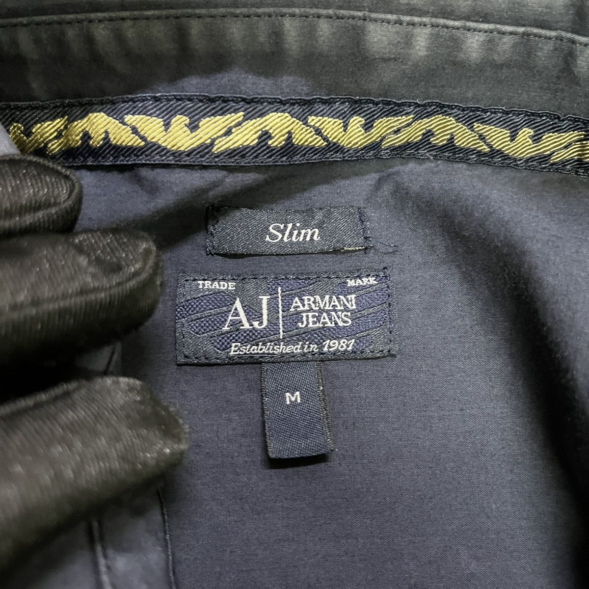 Armani × Giorgio Armani × Vintage Vintage Armani Jeans Snap Button Shirt Size US S / EU 44-46 / 1 - 9 Thumbnail