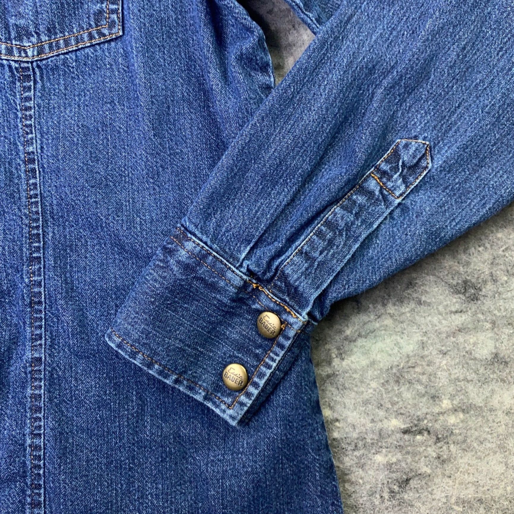 Eddie Bauer Eddie Bauer Womens Medium Blue Denim Snap Up Lightweight Trucker Jacket Size 32" / US 10 / IT 46 - 6 Thumbnail