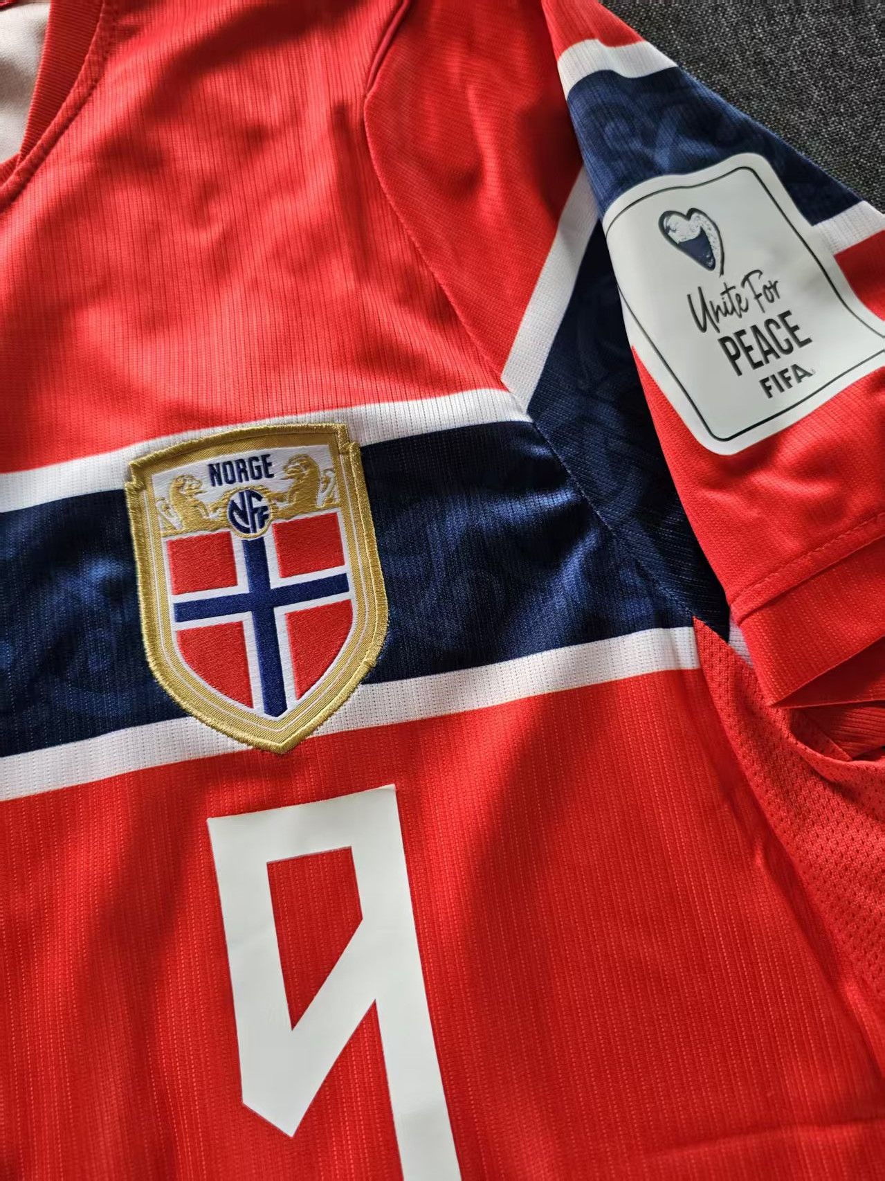 Other 2026 World Cup Norway #9 Erling Haaland Jersey Home Size US M / EU 48-50 / 2 - 5 Thumbnail