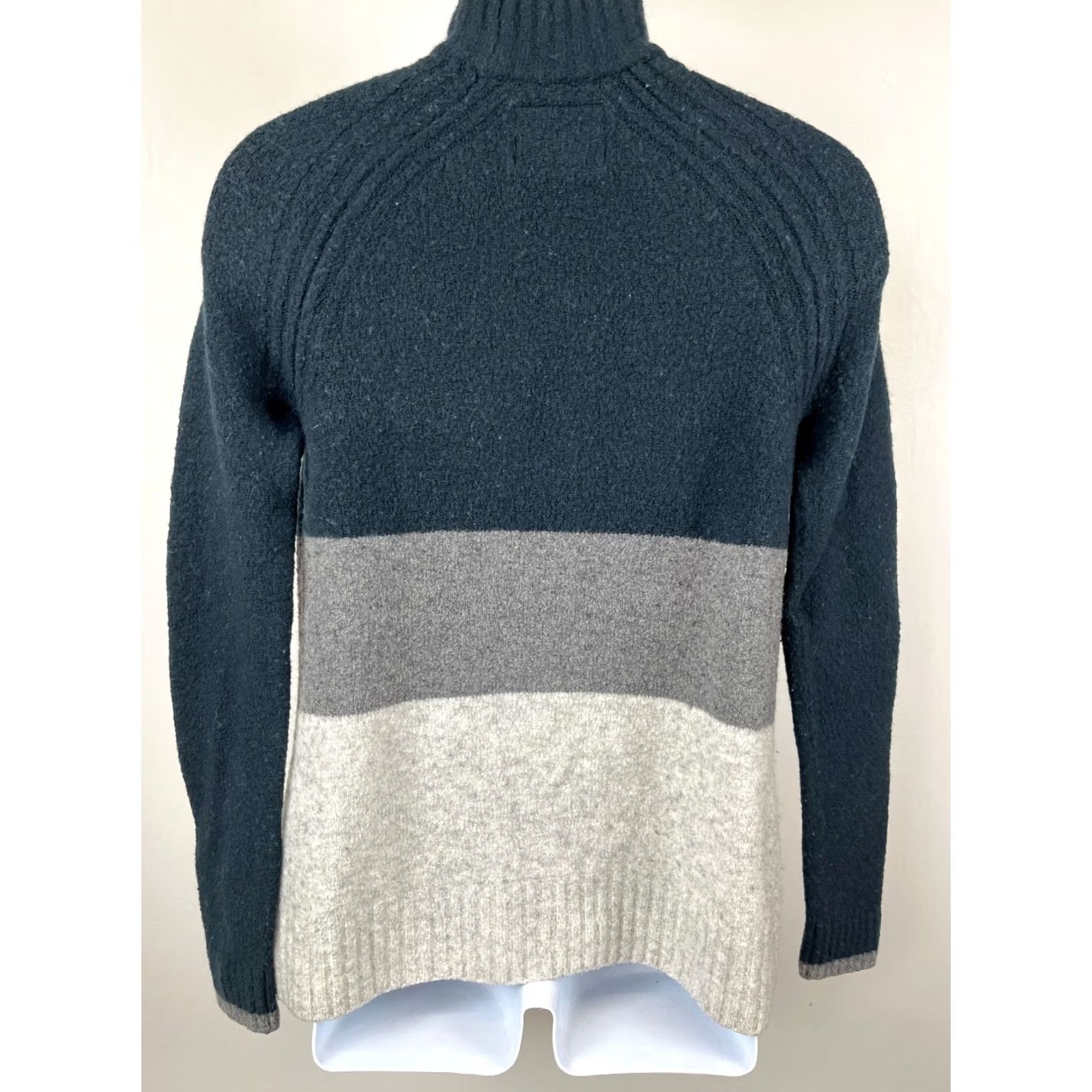Abercrombie & Fitch Abercrombie & Fitch Sweater Womens Small Colorblock Mock Neck Wool Blend Zipper Pullover Knit Long Sleeve Multicolor Pattern Zipper Size S / US 4 / IT 40 - 5 Thumbnail
