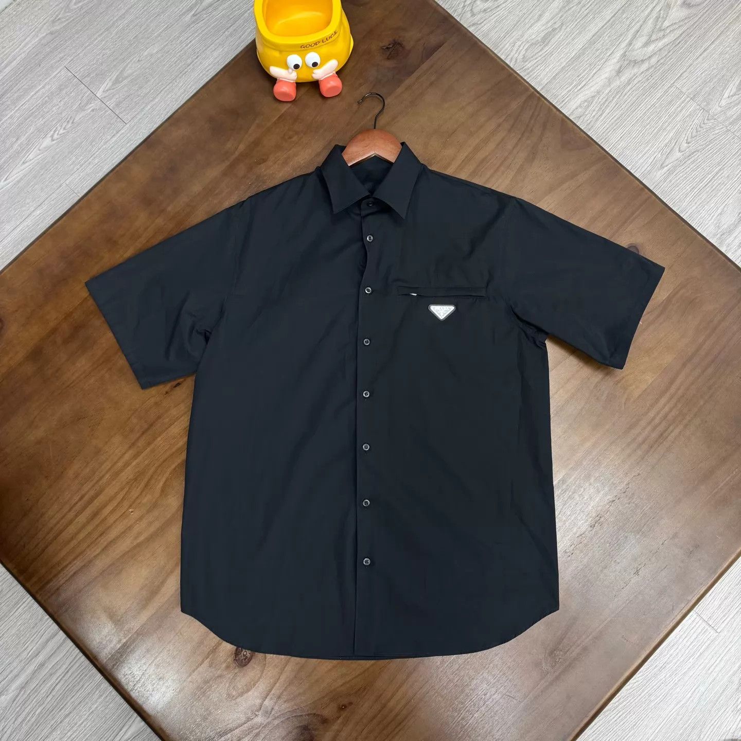 Prada Prada New Triangle Logo Pocket Shirt M Size US M / EU 48-50 / 2 - 1 Thumbnail