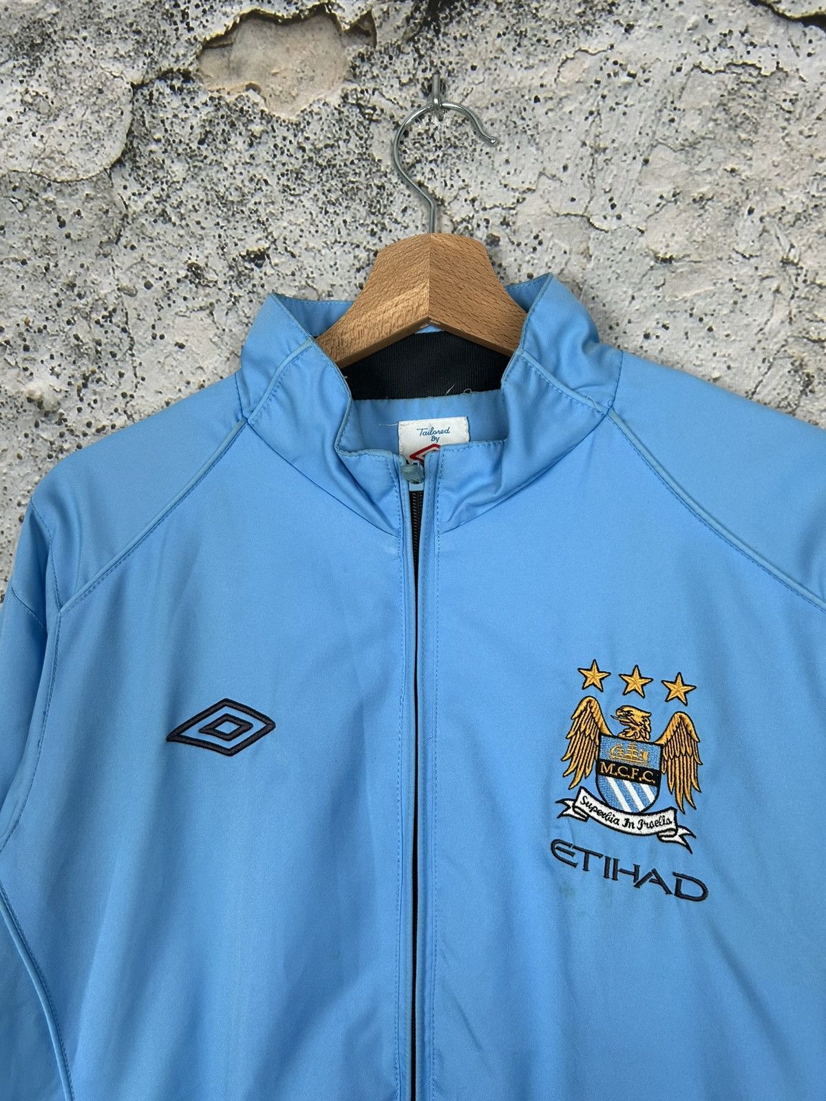 Umbro Manchester City Umbro Football Sweatshirt Soccer Jersey Rare Size US M / EU 48-50 / 2 - 3 Thumbnail