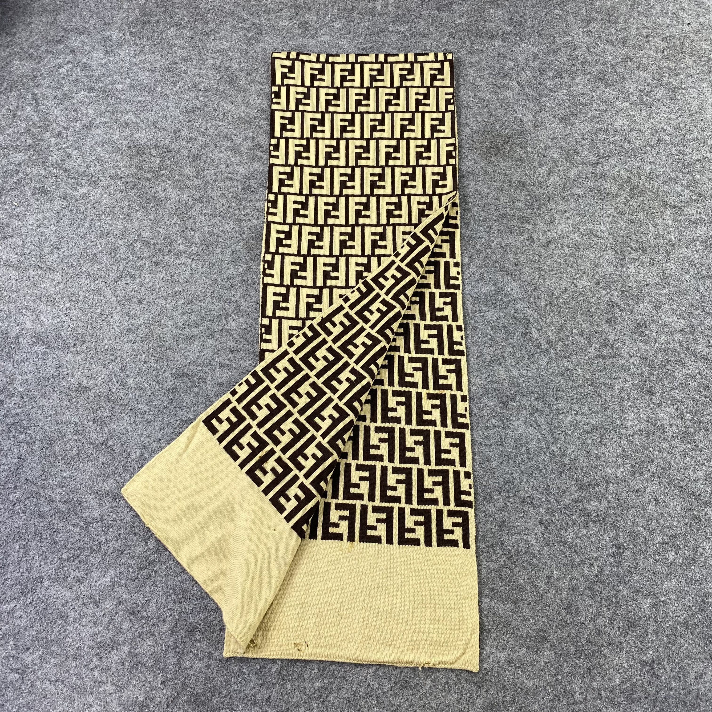 Fendi Fendi Monogram Scarf / Muffler / Neckwear-K088 Size ONE SIZE - 3 Thumbnail