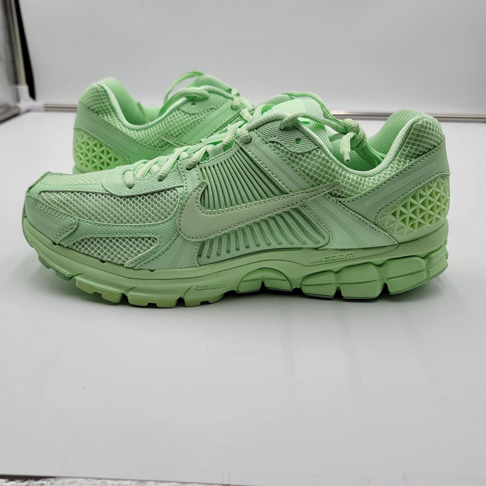 Air Zoom Vomero 5 'Vapor Green' Sz 10 HF5493-301