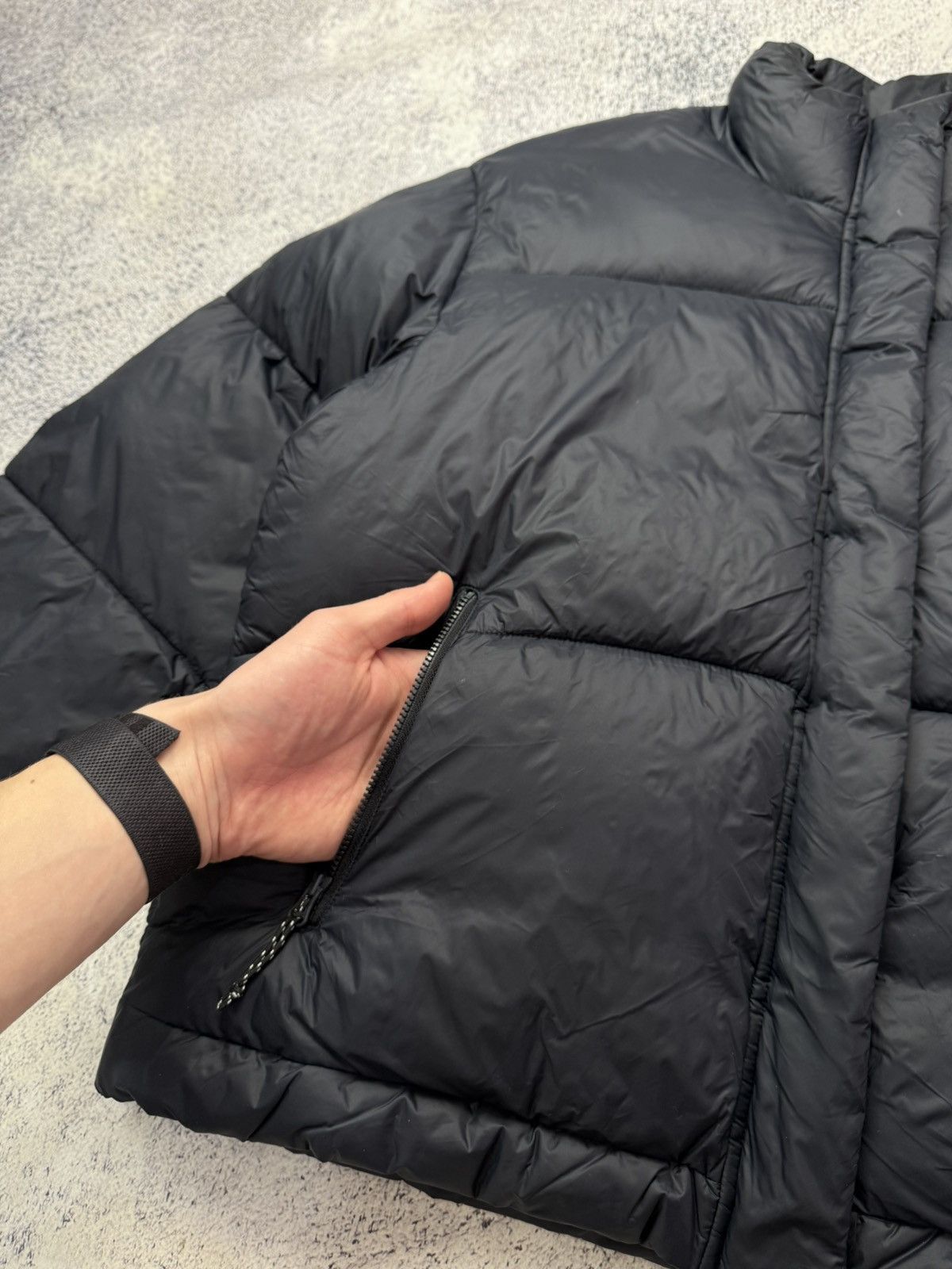 Oakley Vintage Oakley Black Puffer Jacket Y2K USA Size XL / US 12-14 / IT 48-50 - 14 Thumbnail