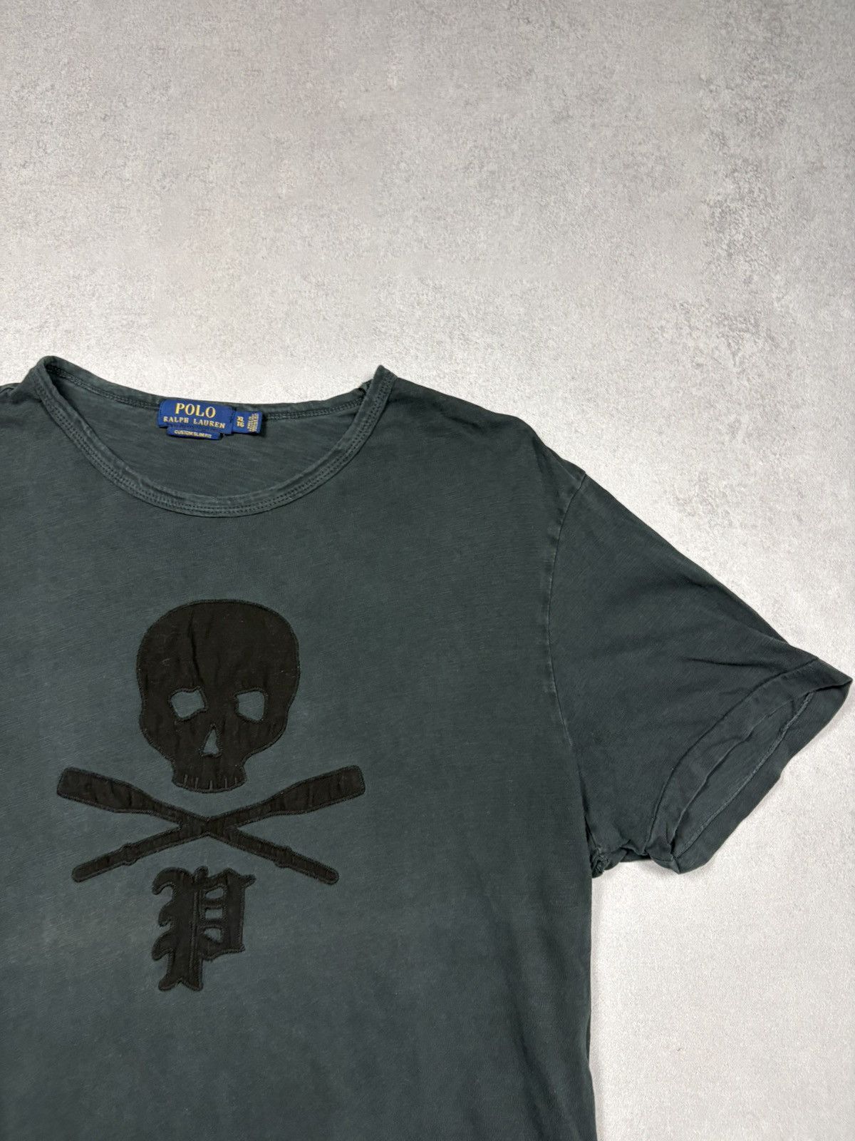 Polo Ralph Lauren Polo Ralph Lauren Avant Garde Skull Crossed Bats Y2K Tee XL Size US XL / EU 56 / 4 - 2 Thumbnail