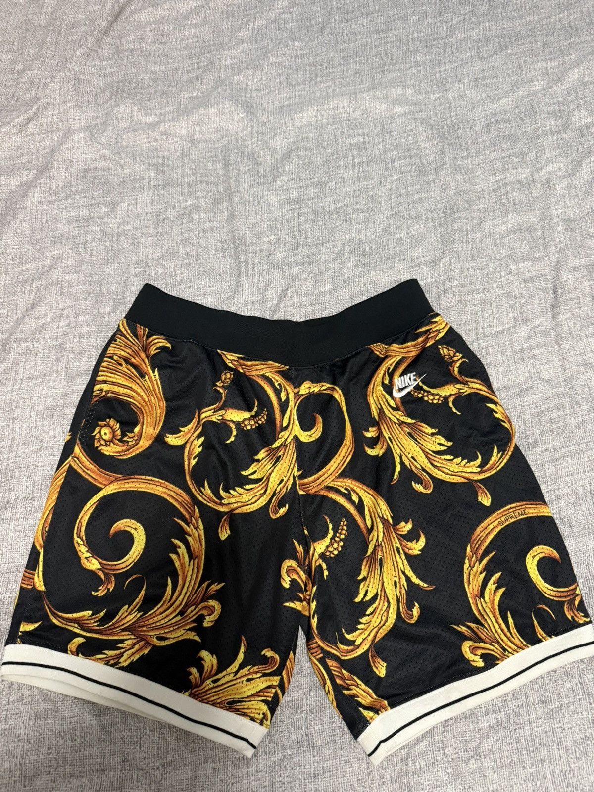 Nike × Supreme Supreme nike basketball shorts Size US 30 / EU 46 - 1 Thumbnail