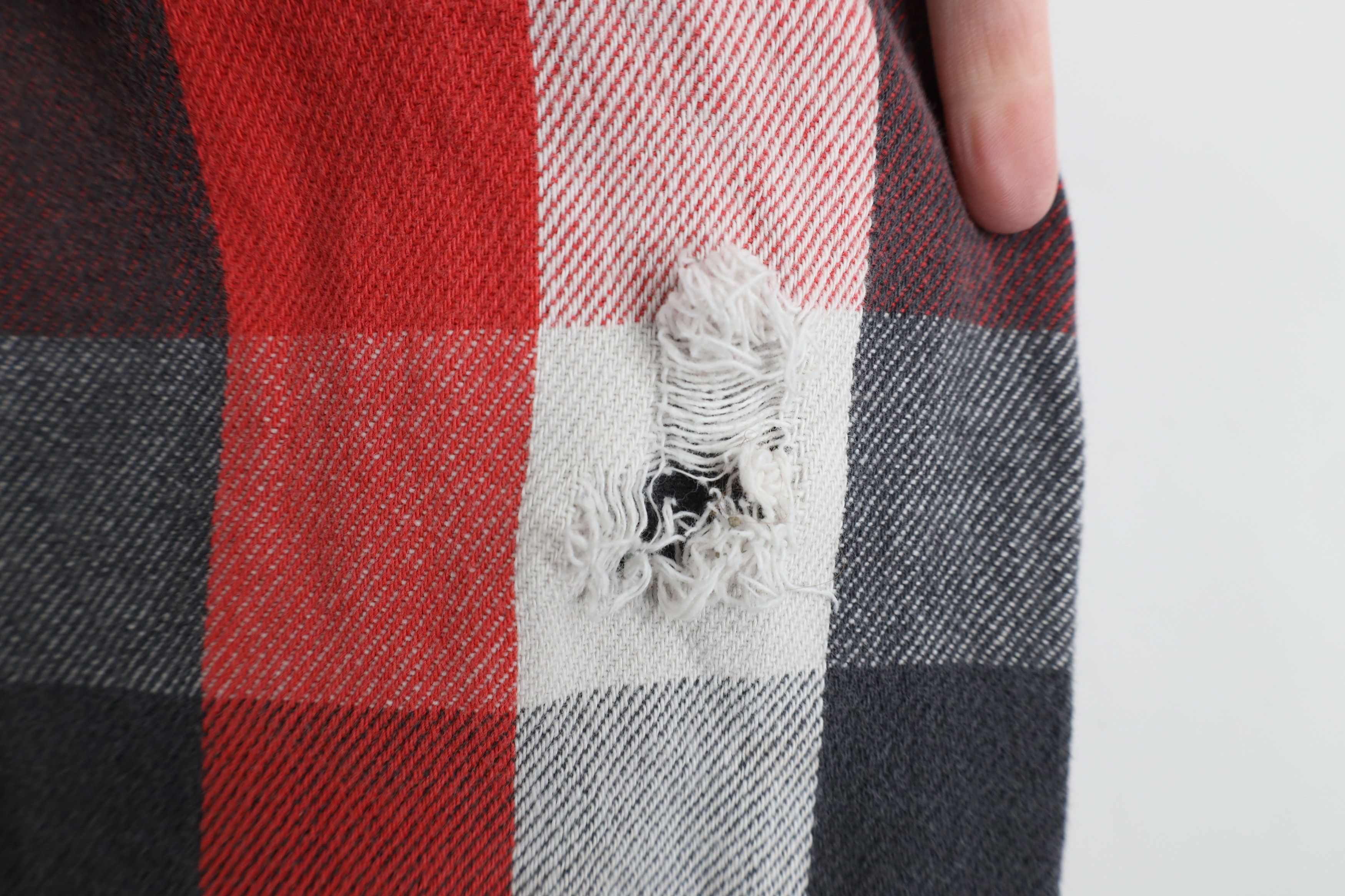 Vintage Vintage 90s Streetwear Heavyweight Button Shirt Plaid Size US XL / EU 56 / 4 - 12 Thumbnail
