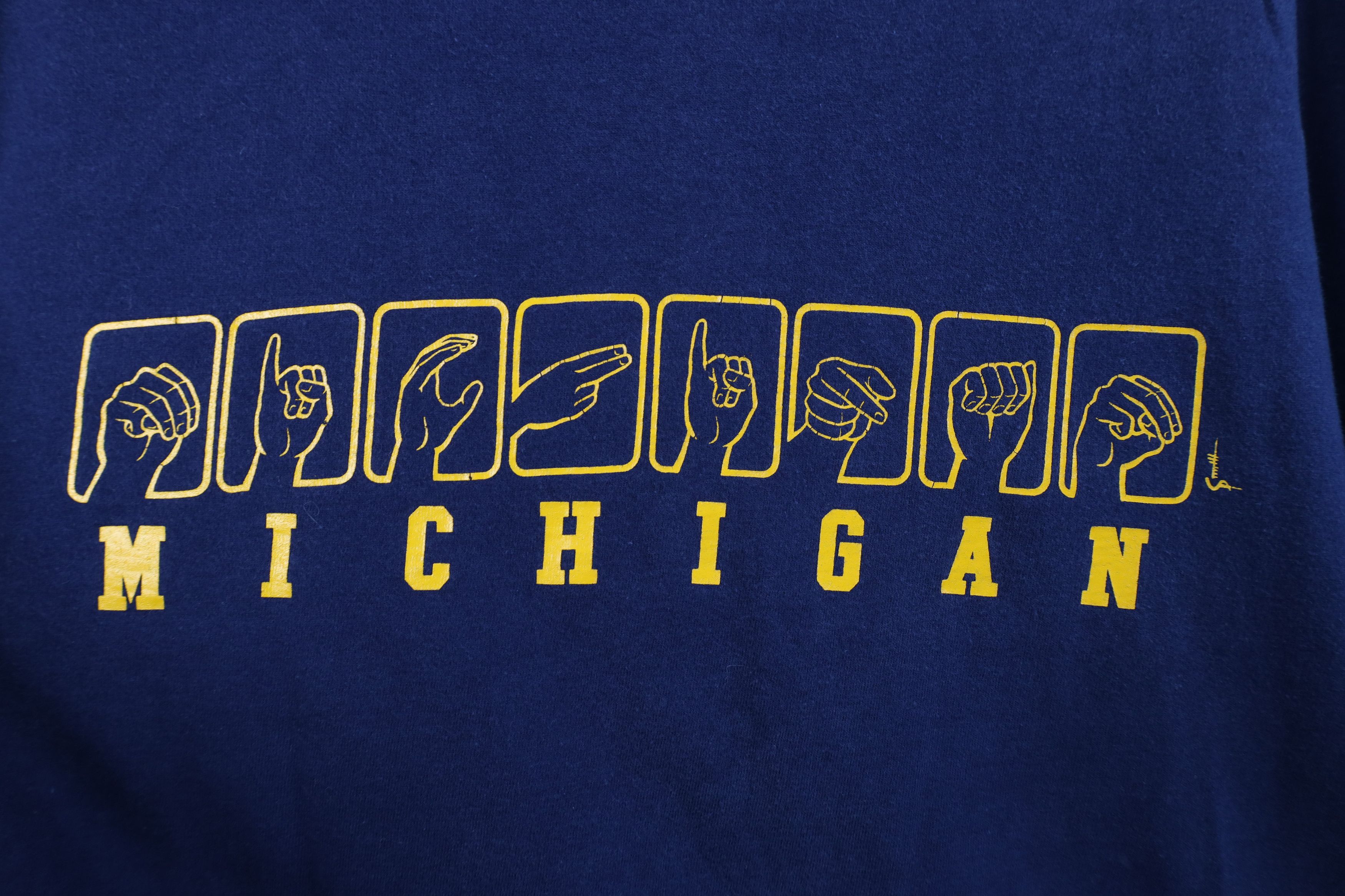 Vintage Vintage 80s 90s American Sign University of Michigan T-Shirt Size US L / EU 52-54 / 3 - 4 Thumbnail