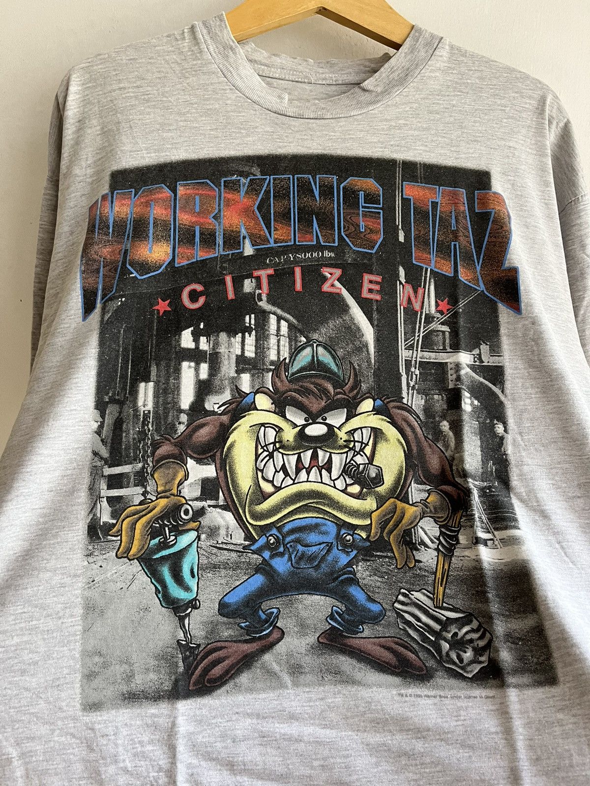 Warner Bros SUPER RARE! 1998 TAZMANIA “WORKING TAZ CITIZEN” Size US XL / EU 56 / 4 - 2 Thumbnail