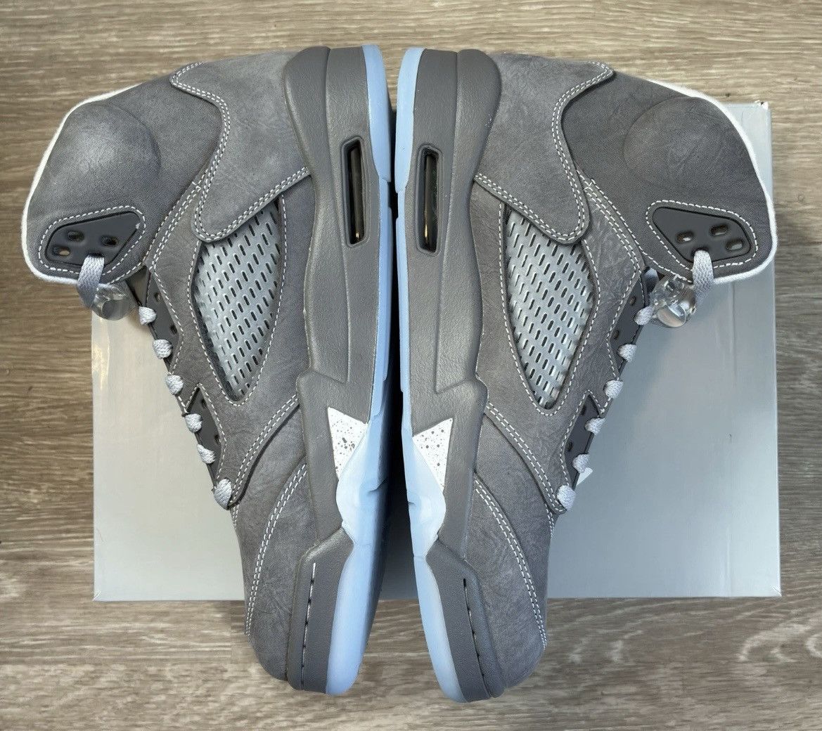 Jordan Brand Jordan 5 Retro Wolf Grey Size US 8.5 / EU 41-42 - 3 Thumbnail