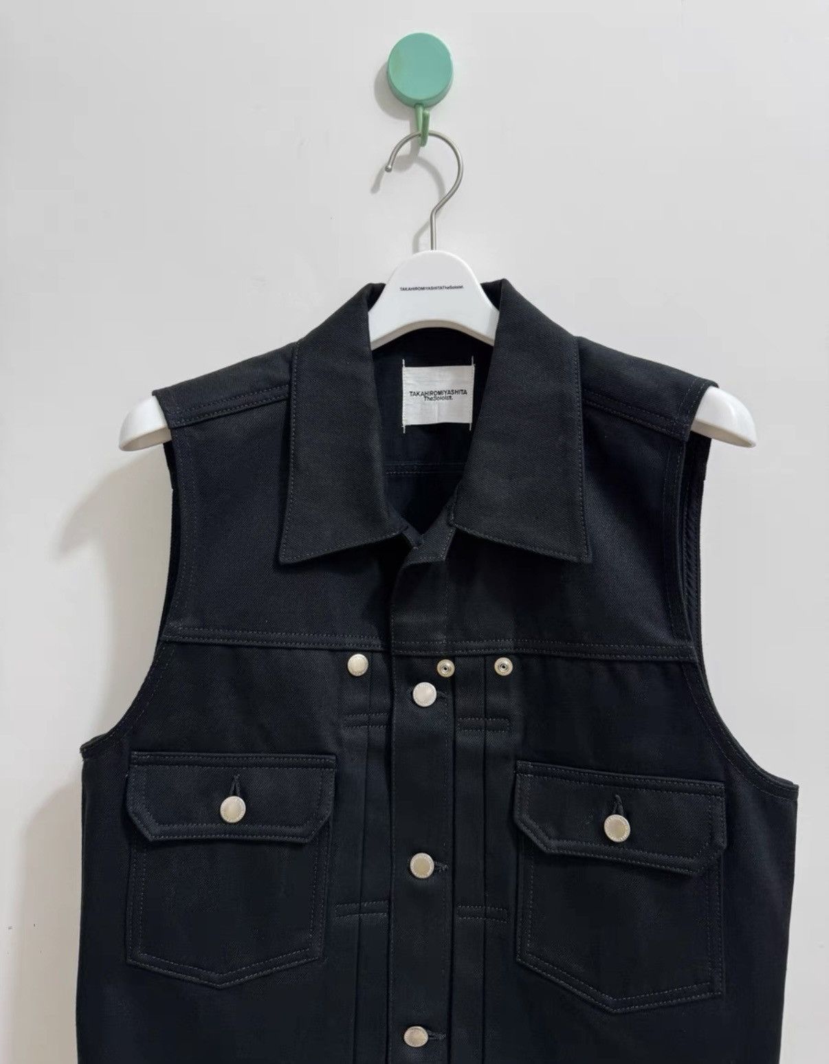 Takahiromiyashita The Soloist. TAKAHIROMIYASHITA THE SOLOIST black vest. Size US S / EU 44-46 / 1 - 3 Thumbnail