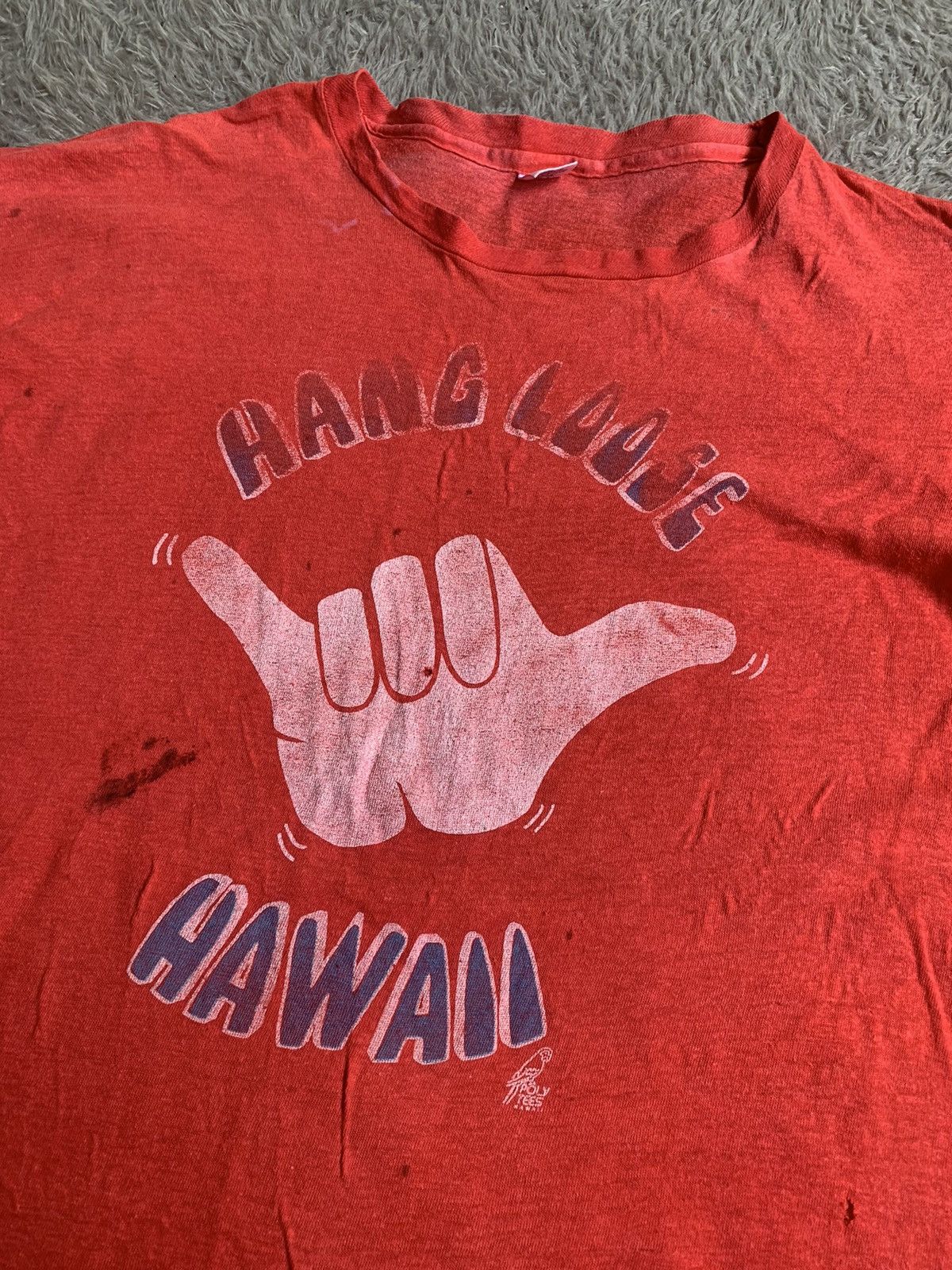 Vintage Vintage 70s Trashed Hang Loose Hawaii Tshirt Tee Size US XL / EU 56 / 4 - 2 Thumbnail