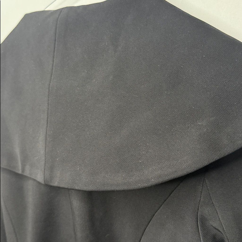 The Unbranded Brand NWT Misha black lapel blazer jacket one snap closure sz 4 Size S / US 4 / IT 40 - 7 Thumbnail