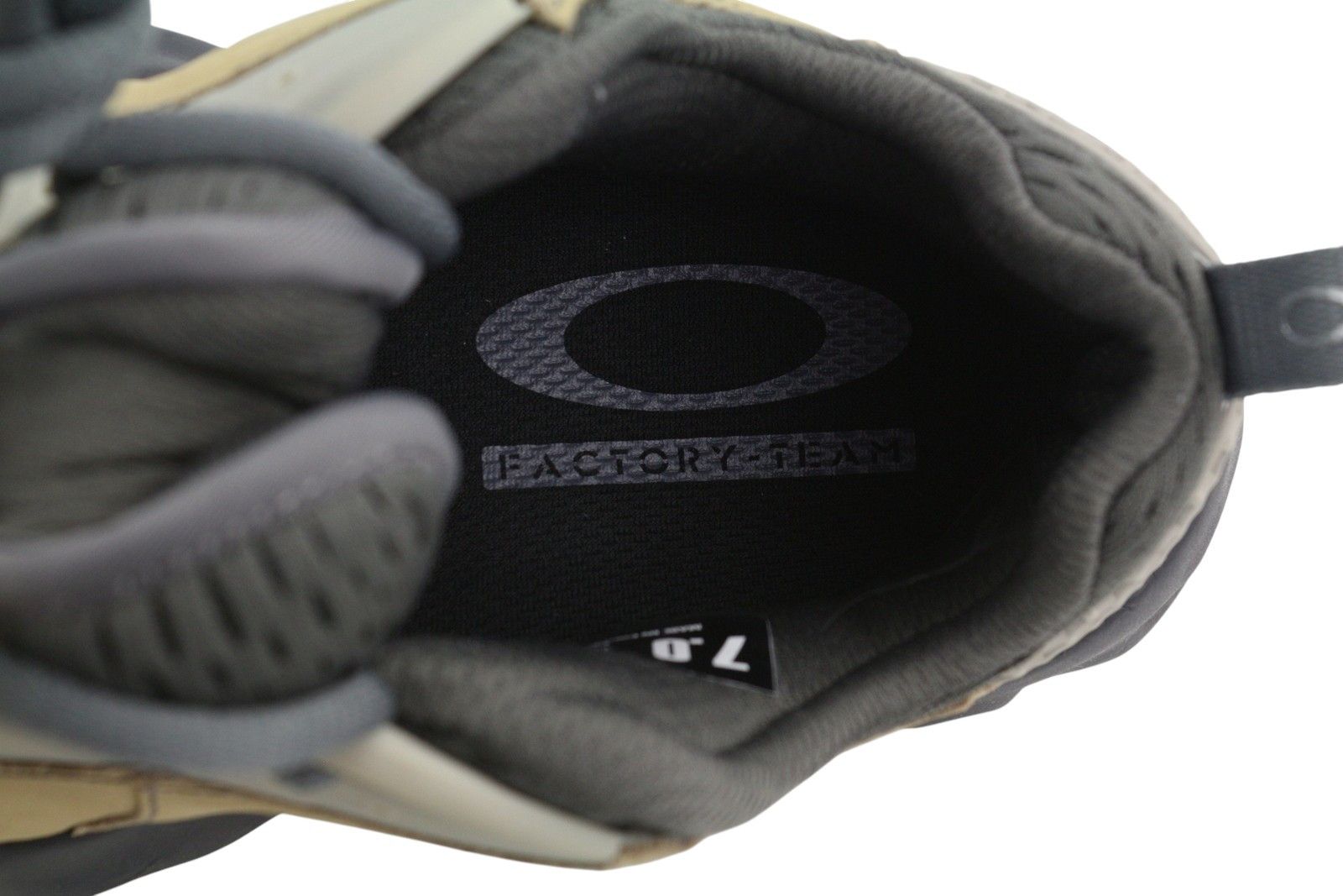 Oakley FACTORY TEAM NUBUCK CHOP SAW EU40 Limited Edition 87960 Size US 10 / IT 40 - 10 Thumbnail