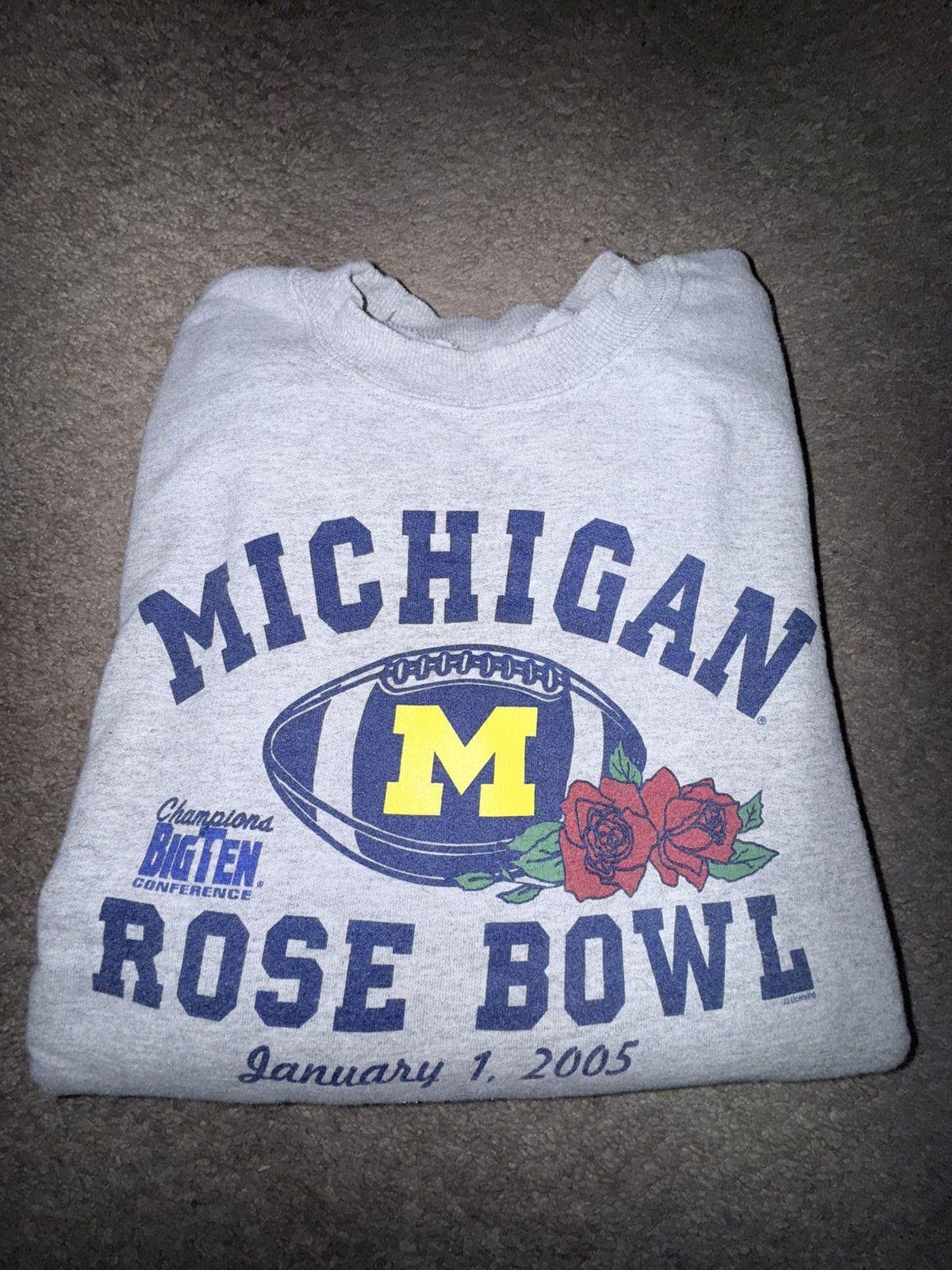 Gildan Vintage Michigan Rose Bowl sweatshirt Size US L / EU 52-54 / 3 - 1 Thumbnail