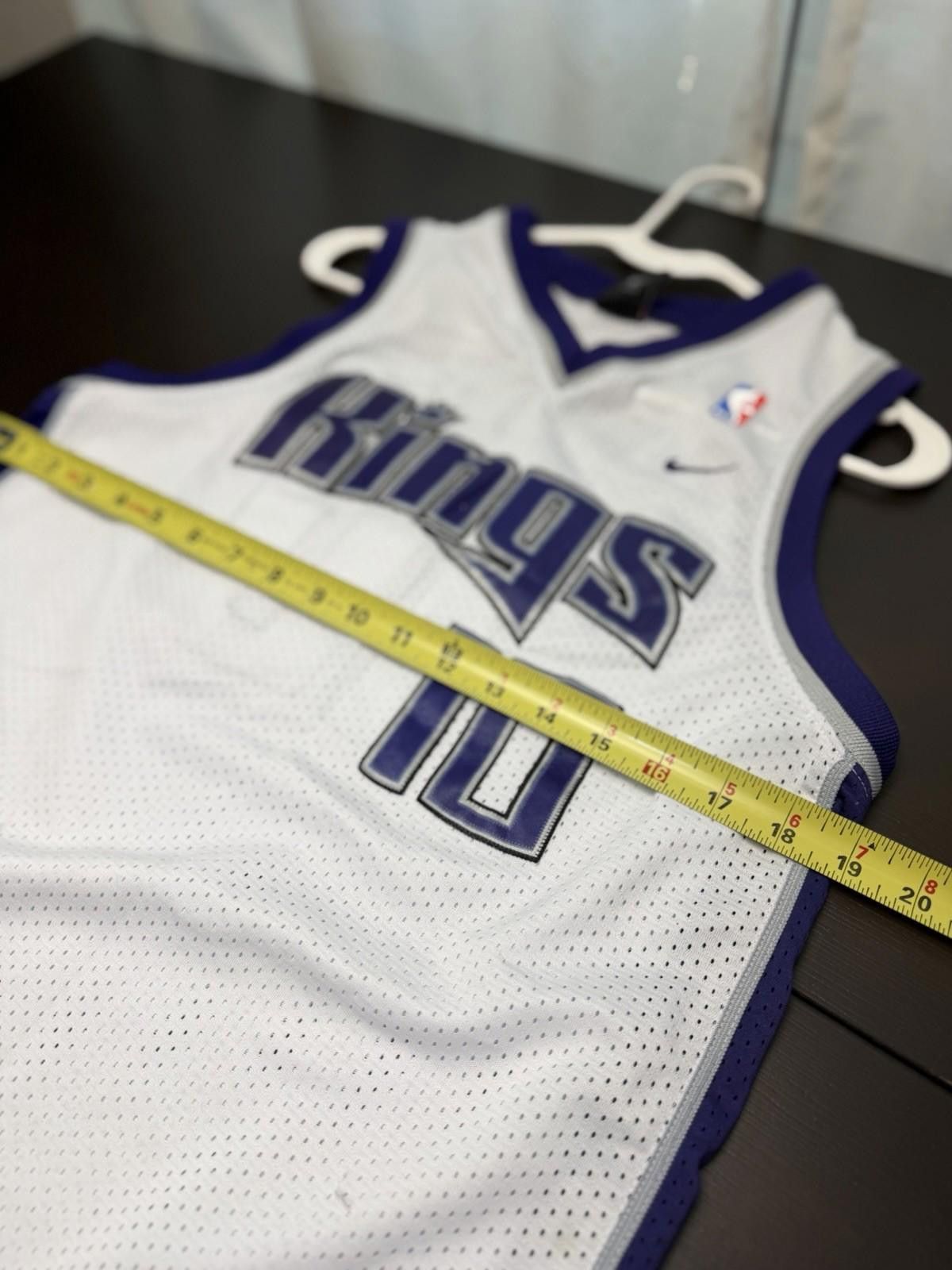 Nike Vtg Nike NBA Kings Mike Bibby 10 Swingman Jersey Youth L Size ONE SIZE - 9 Thumbnail