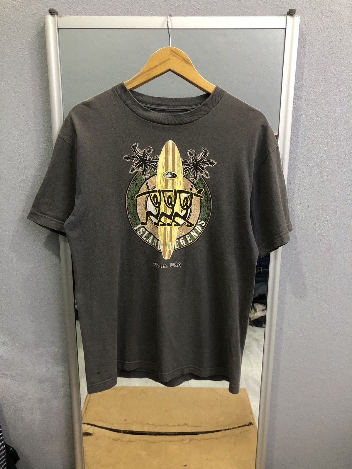 Vintage “Island Legends” Hawaii Surf Tee
