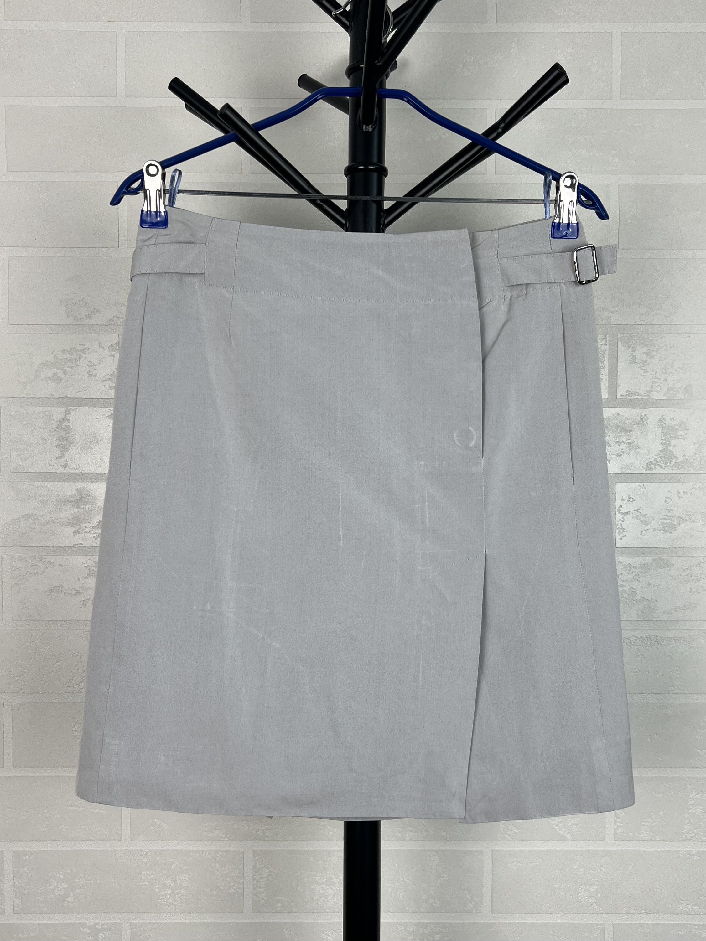 Louis Vuitton LOUIS VUITTON Mini Skirt Side Straps Silver Women’s Size 26" / US 2 / IT 38 - 1 Thumbnail