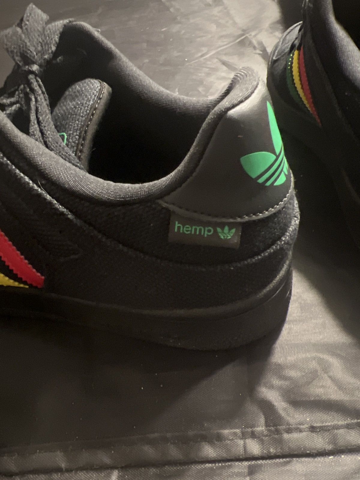 Adidas Adidas Bucktown St Rasta Limited Edition Size US 9.5 / EU 42-43 - 4 Thumbnail