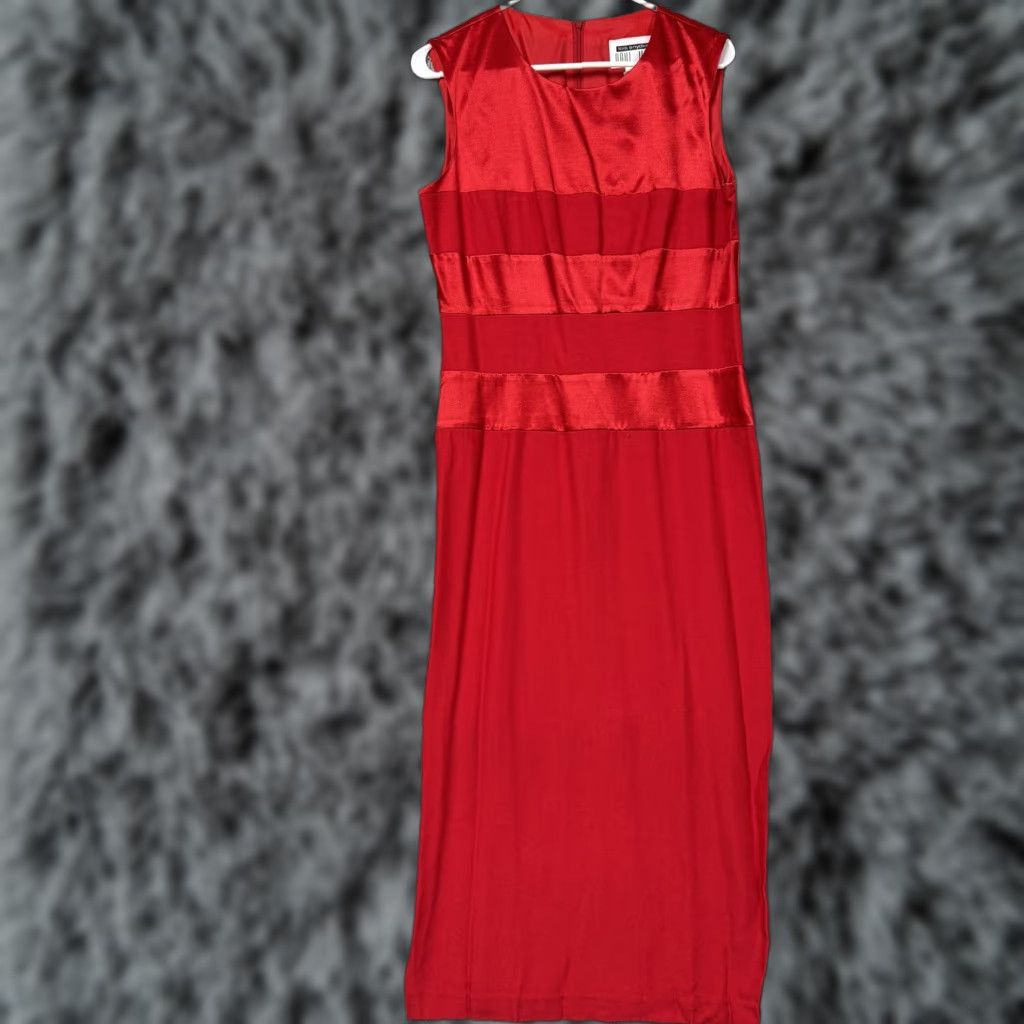 Vintage VINTAGE Dani Max Dress 8 Women Long Satin Red Formal Evening 80s 90s Unites Union USA Sleeveless Party/Cocktail Womens Max Size M / US 6-8 / IT 42-44 - 1 Thumbnail