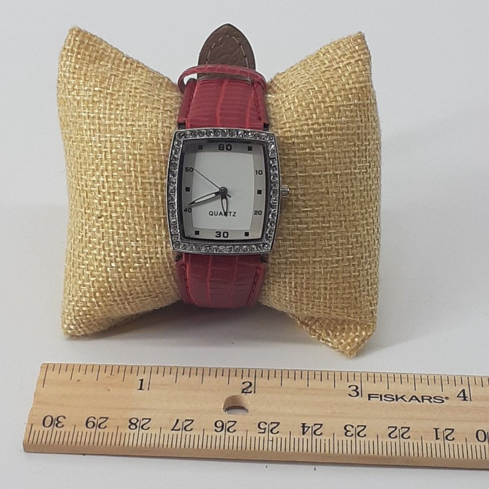 Vintage Women's Red Croc Embossed Strap faux leather Rhinestone Size ONE SIZE - 10 Thumbnail