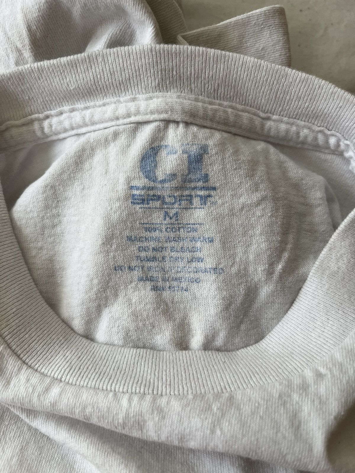 Gildan Vintage Festival Shirt Size US M / EU 48-50 / 2 - 5 Thumbnail