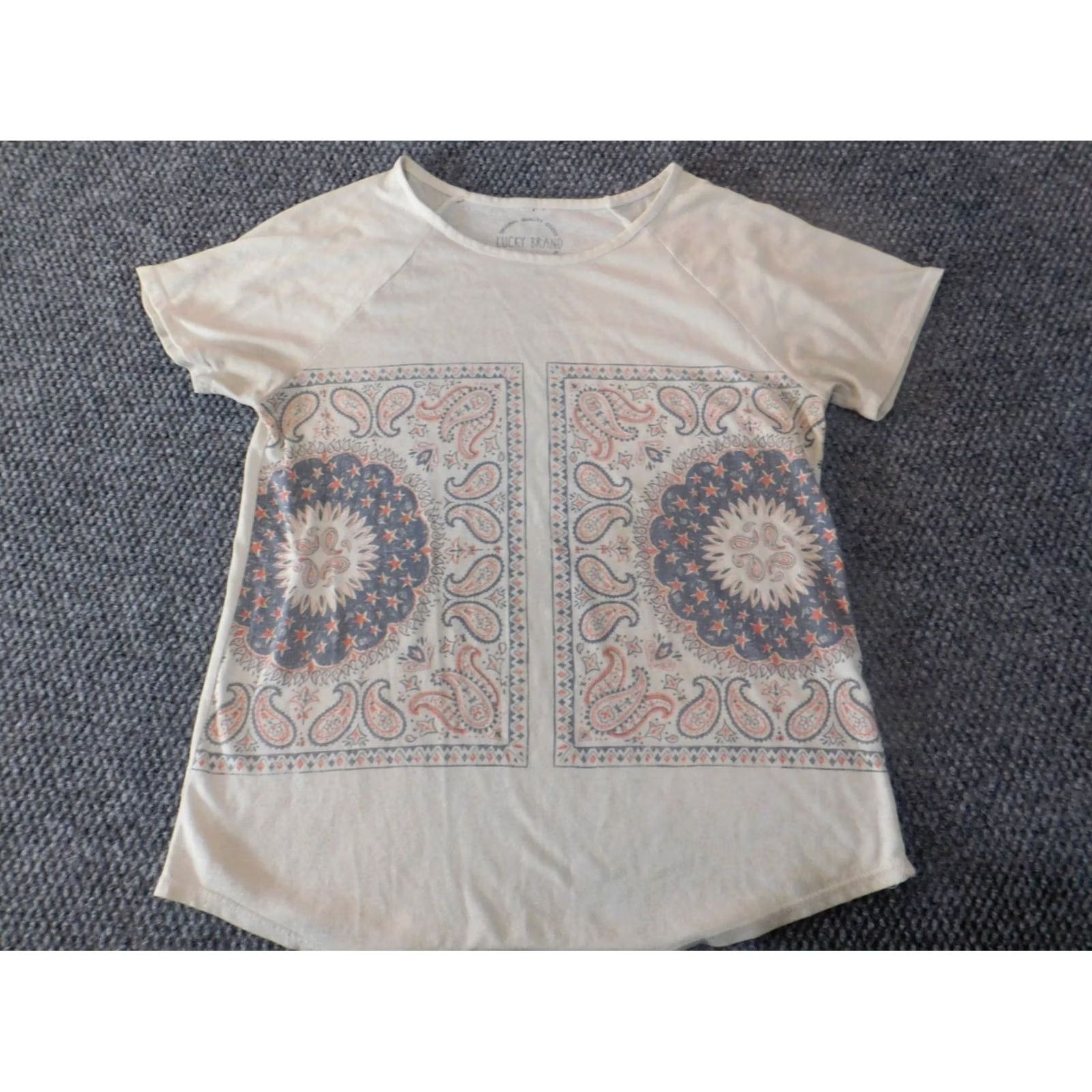 Lucky Brand Lucky Brand T-Shirt Womens Small Beige Crew Neck Short Sleeve Cotton Knit Casual Graphic Size S / US 4 / IT 40 - 3 Thumbnail