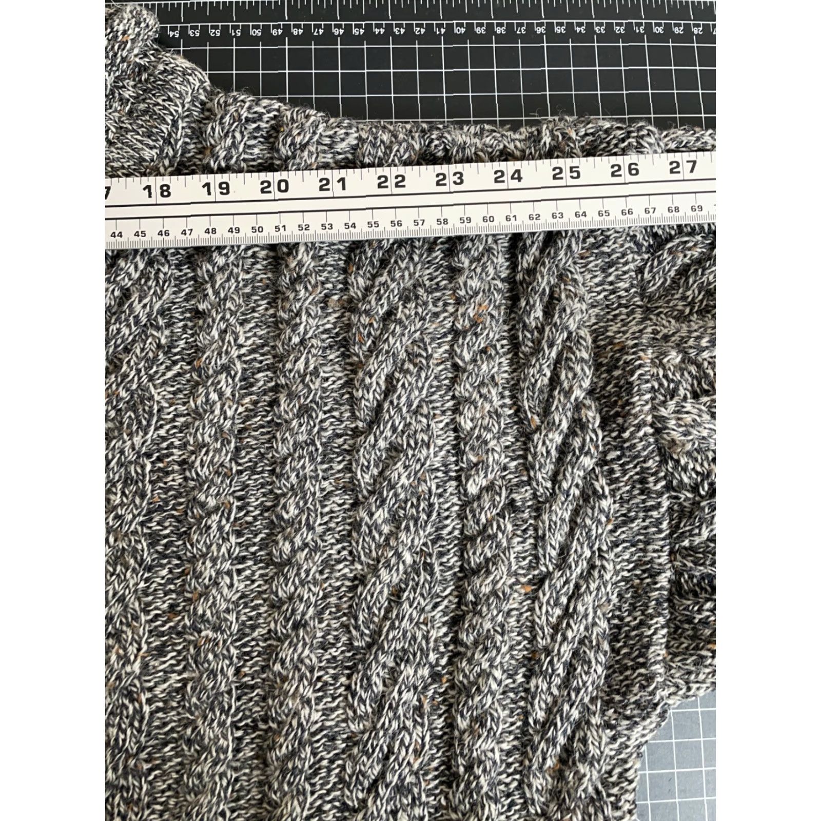 Paul James VINTAGE Paul James Pure Wool Sweater Mens Large Gray Cable Knit Shawl Collar England Size US L / EU 52-54 / 3 - 7 Thumbnail