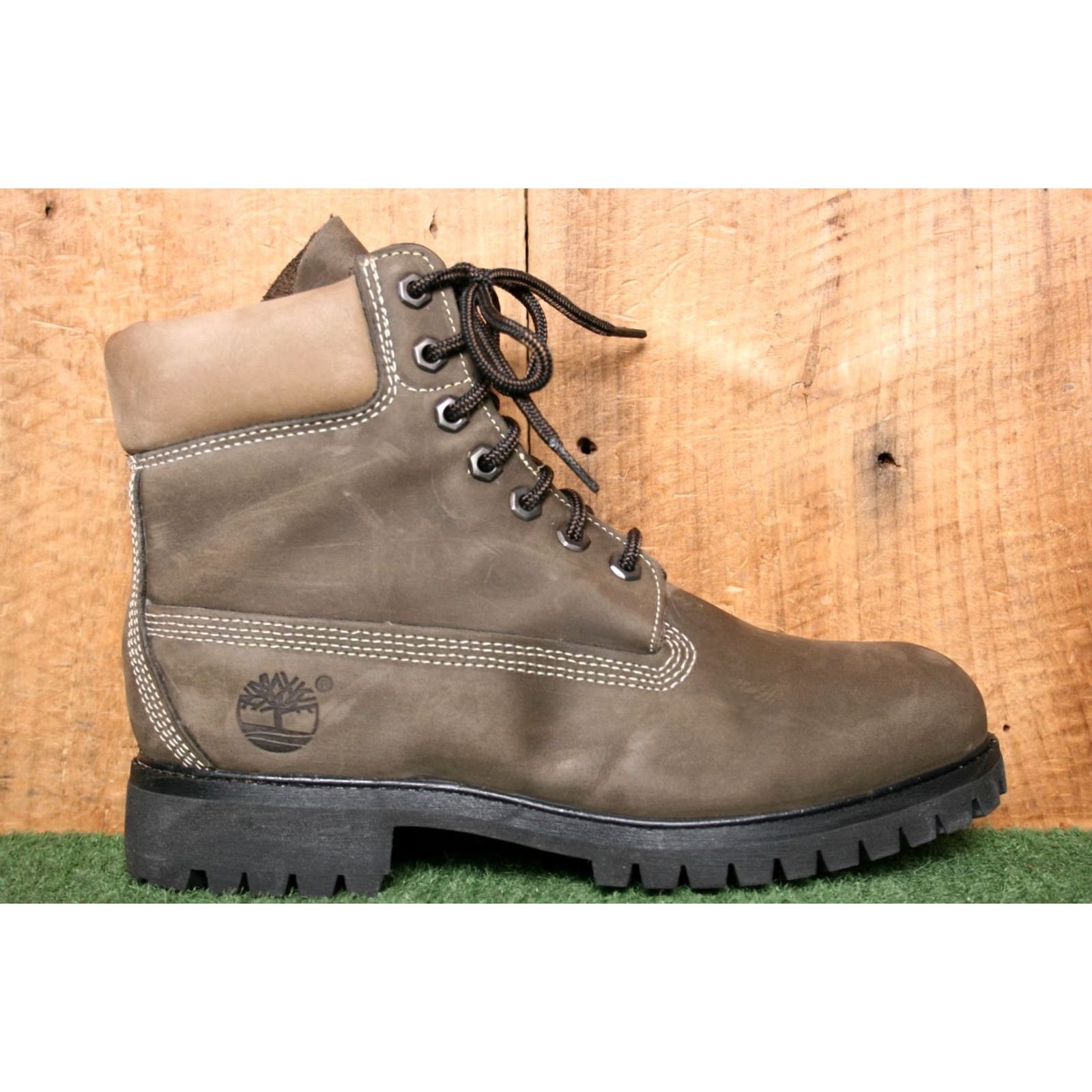 Timberland VINTAGE Timberland Dark Olive Nubuck 6" Premium Boots Men's 7.5 M Made in USA Shoes/Boots (Chukka) Mens Size US 8 / EU 41 - 2 Thumbnail