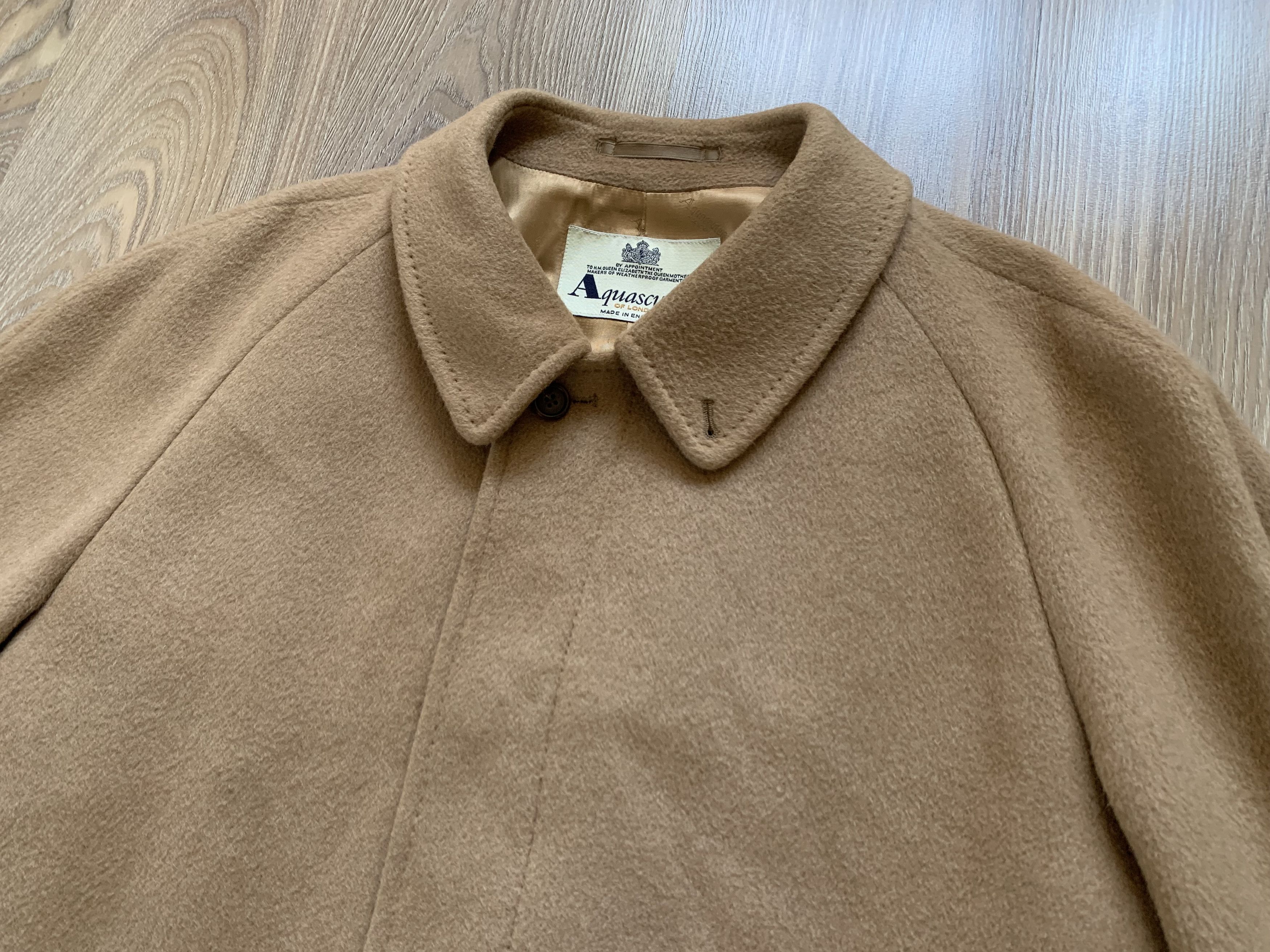 Aquascutum × Vintage Aquascutum Of London Pure Camelhair Vintage Womens Coat Size XXL / US 16-18 / IT 52-54 - 4 Thumbnail