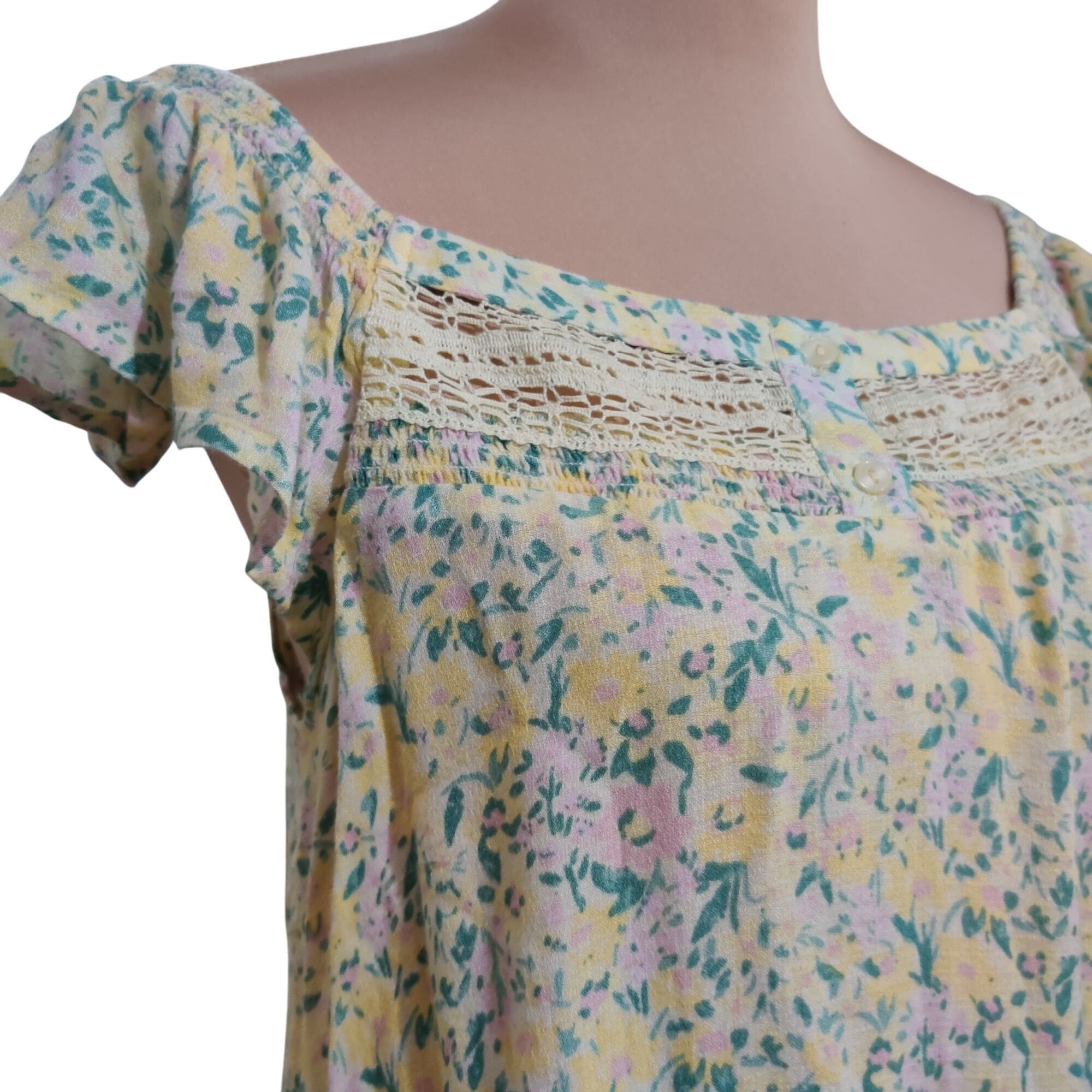 Lucky Brand Lucky Brand Womens Blouse Phoebe Crochet Trim Flutter Sleeve Size M / US 6-8 / IT 42-44 - 2 Thumbnail