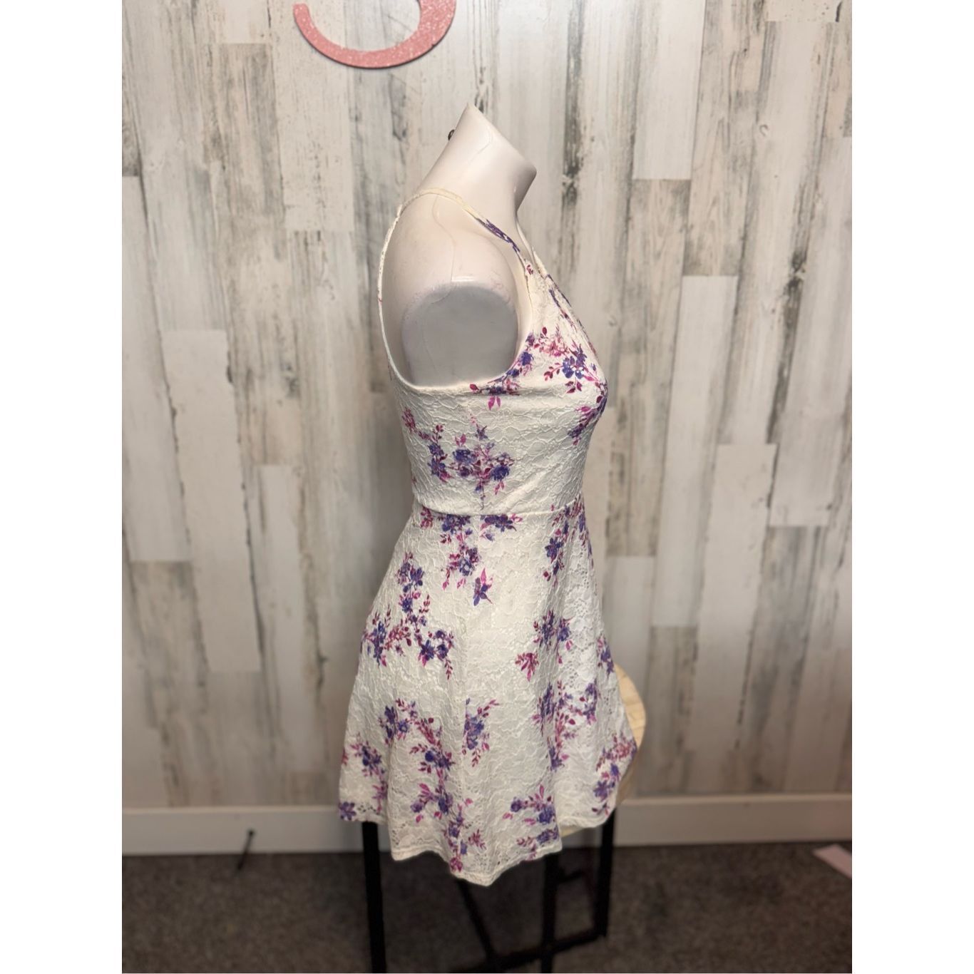 Other Candie’s White Floral Lace Halter Dress XS Size XS / US 0-2 / IT 36-38 - 3 Thumbnail