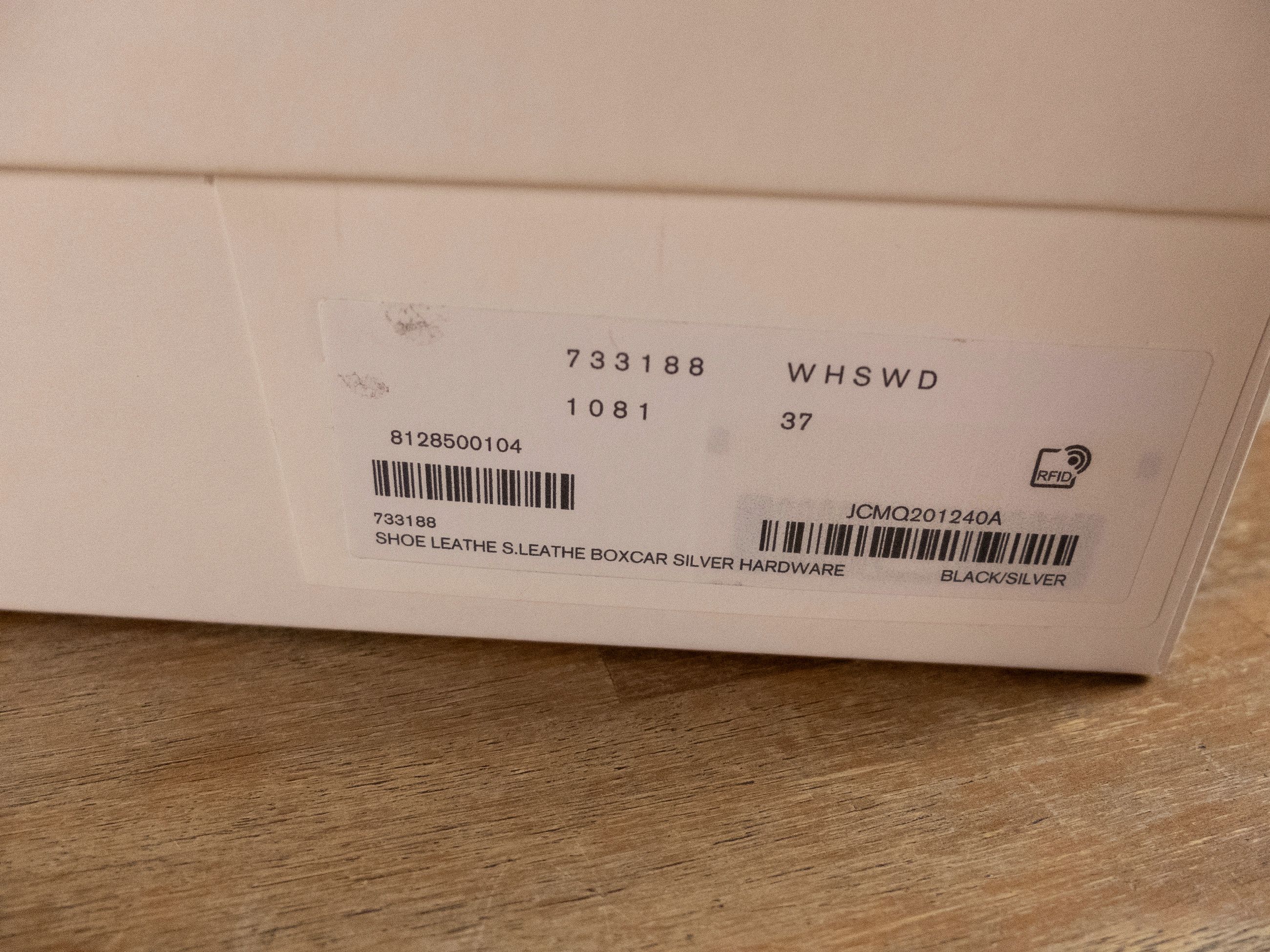 Alexander McQueen ALEXANDER MCQUEEN black leather flat mules 37 q Size US 7 / IT 37 - 11 Thumbnail