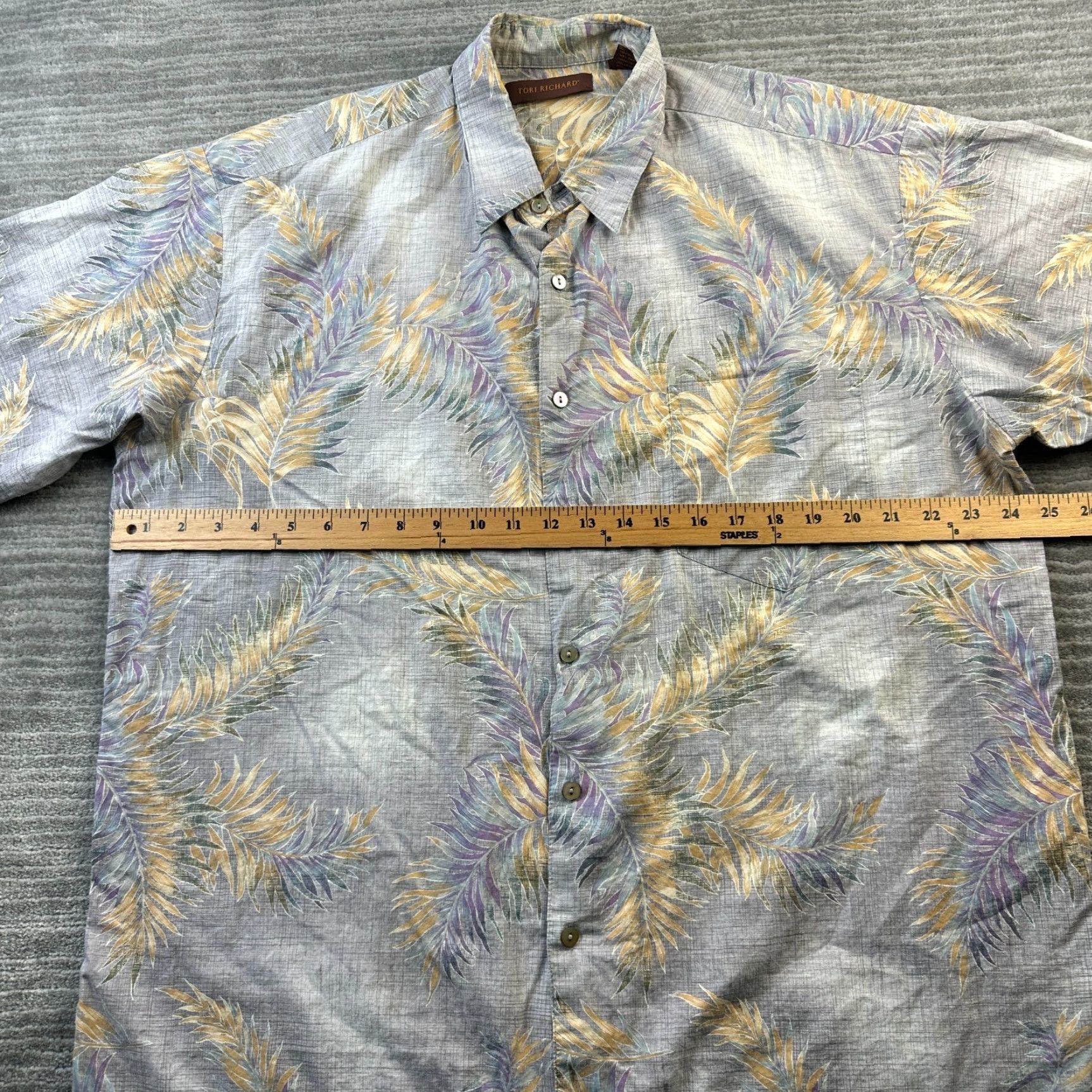 Tori Richard Tori Richard Shirt XL Gray Button-Up Mens Hawaiian Floral Cotton Lawn Short Sleeve Embroidered Casual Regular Fit Size US XL / EU 56 / 4 - 7 Thumbnail