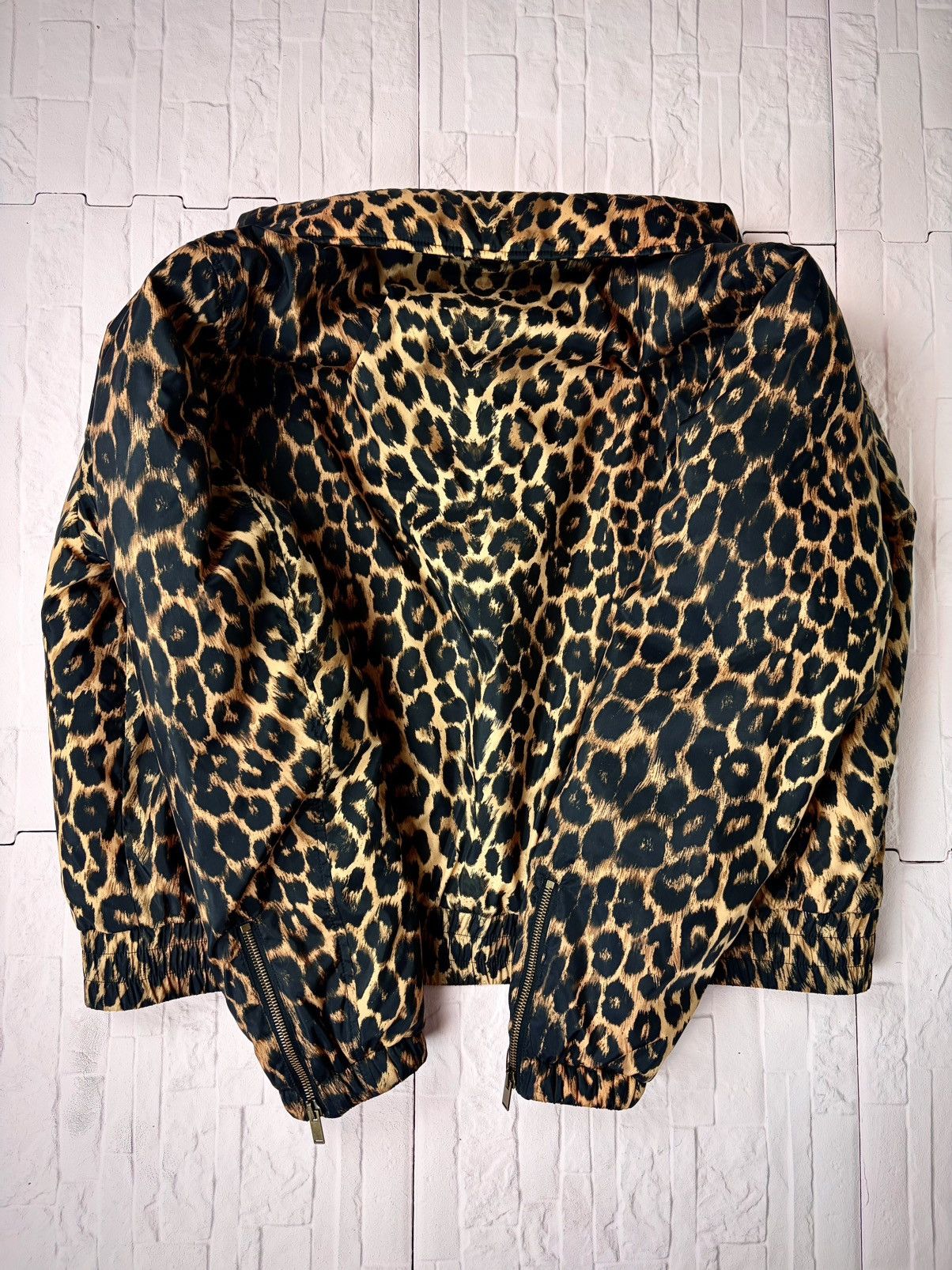 Saint Laurent Paris Saint laurent leopard bomber Size US M / EU 48-50 / 2 - 2 Thumbnail