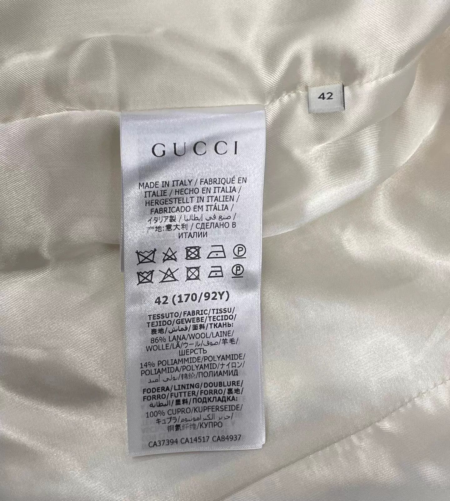 Gucci Gucci Ivory Short Chanel-Style Jacket Size M / US 6-8 / IT 42-44 - 6 Thumbnail