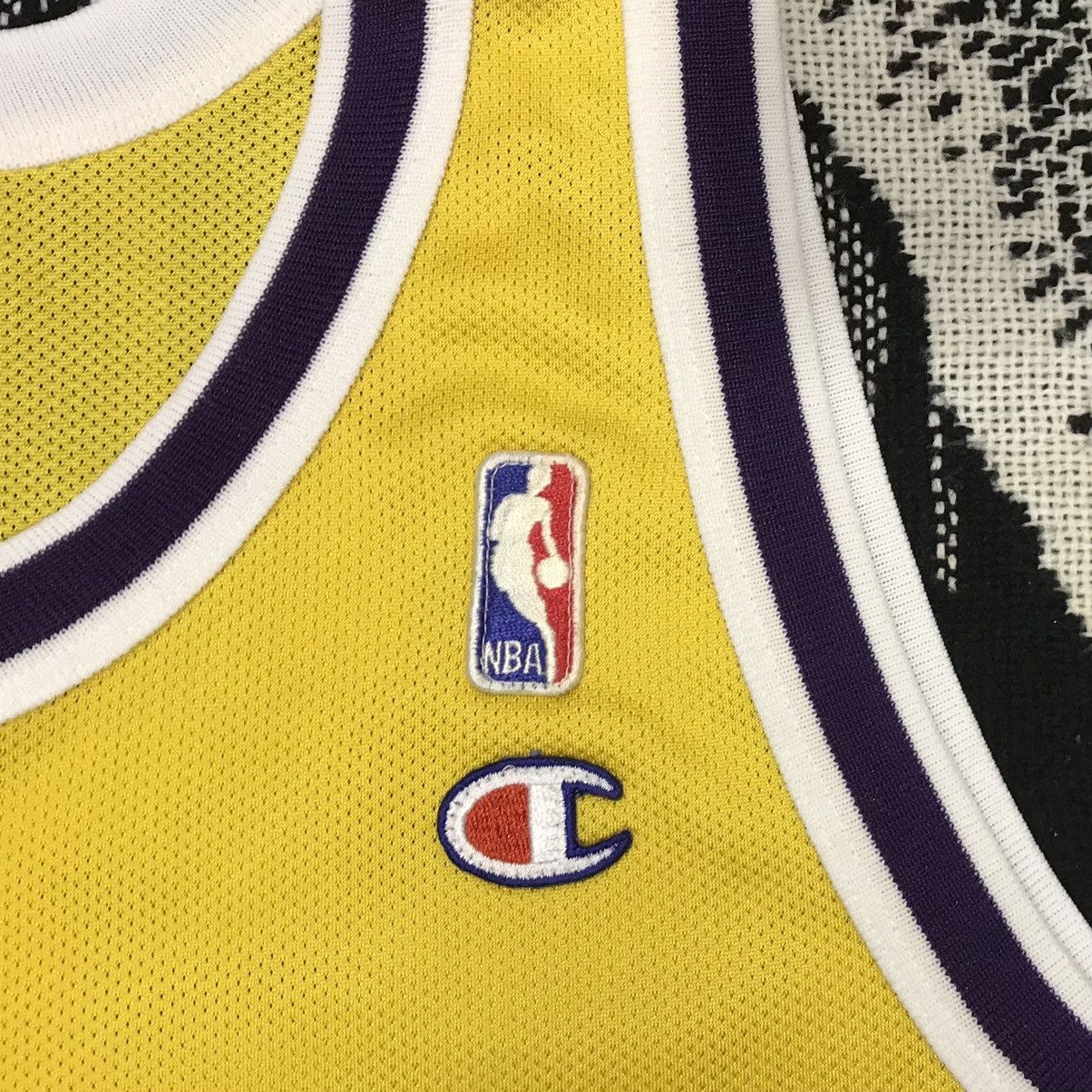 Other 90s Los Angeles Lakers Kobe Bryant NBA Jersey Champion Size US XL / EU 56 / 4 - 4 Thumbnail