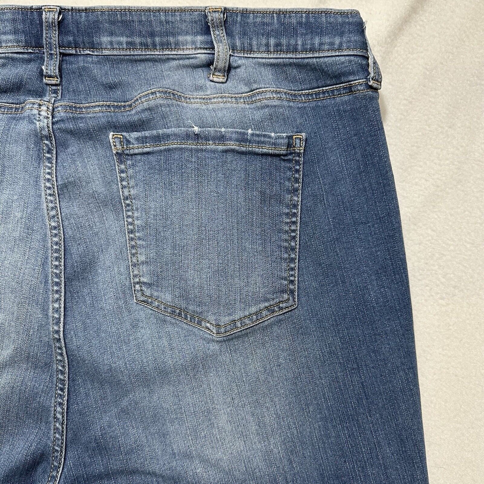 Other Torrid 26R Sky High Skinny Jeans Ripped Distressed Blue Size 42" / US 20 - 11 Thumbnail
