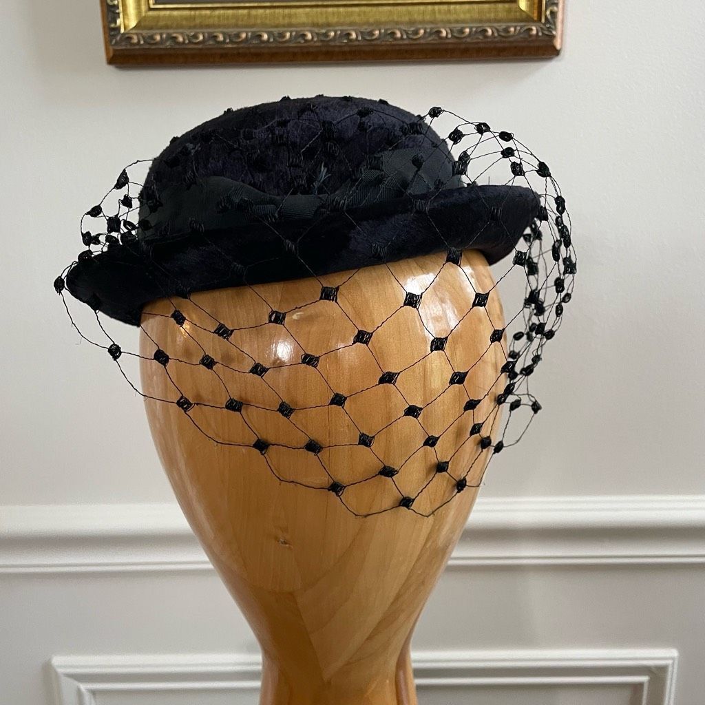 Vintage Vintage 60s Black Hat Veil Grossgrain Ribbon Bow Band Small Size ONE SIZE - 1 Thumbnail