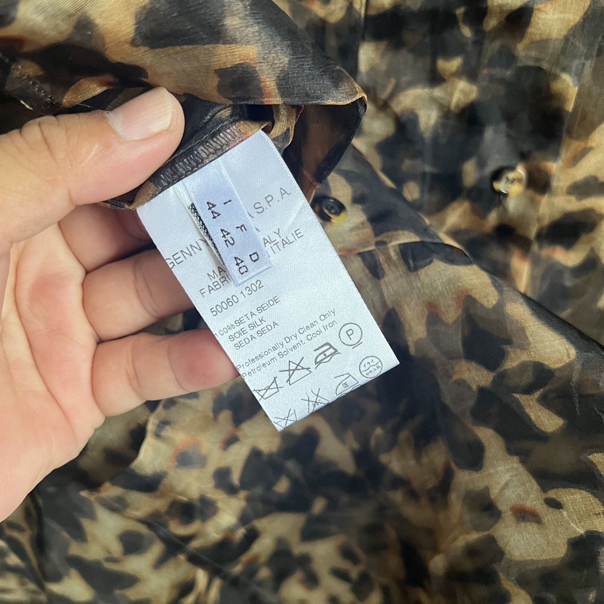 Designer Genny Camo Silk Shirt Size M / US 6-8 / IT 42-44 - 4 Thumbnail