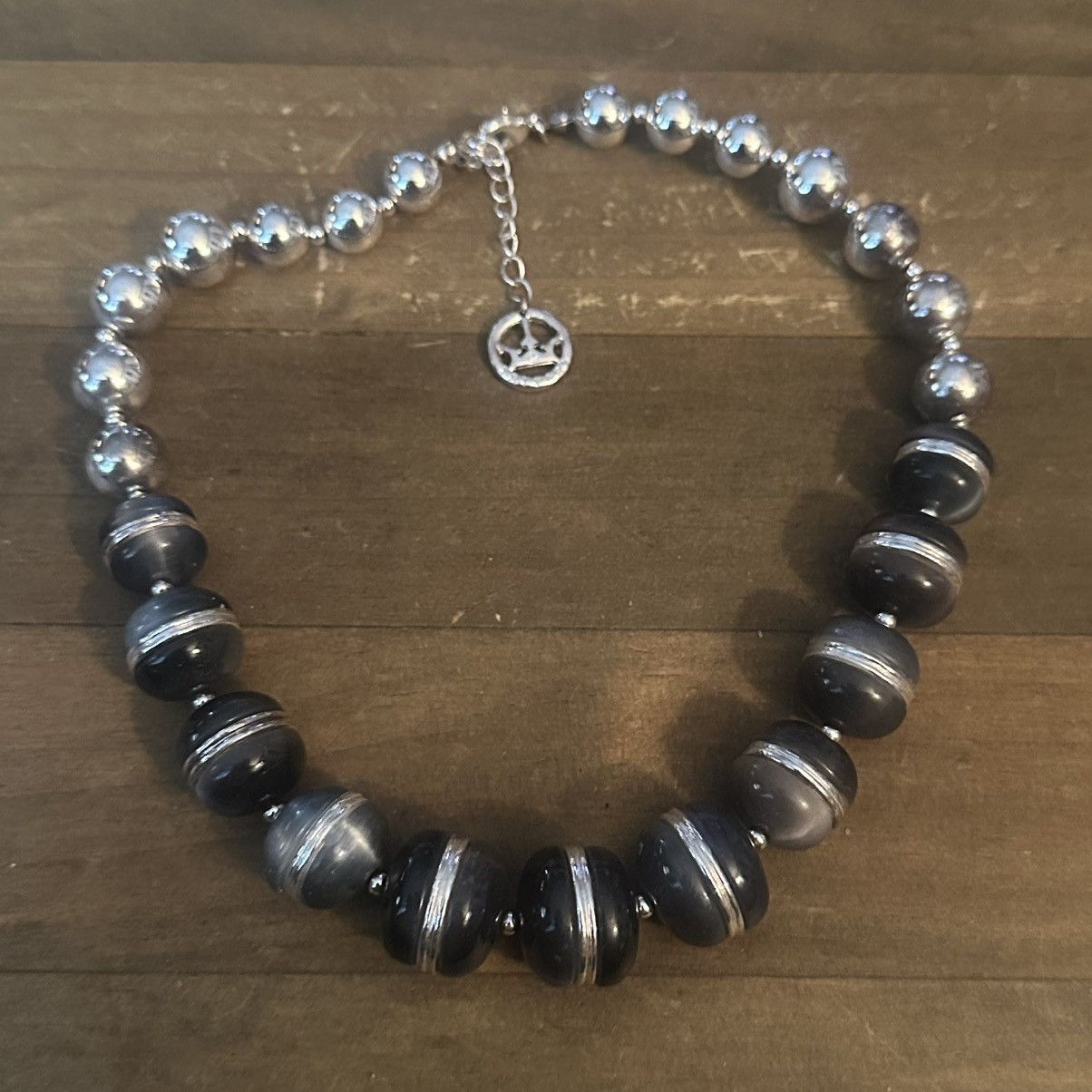 Other Trifari graduated cats eye and silver bead necklace Size ONE SIZE - 2 Thumbnail