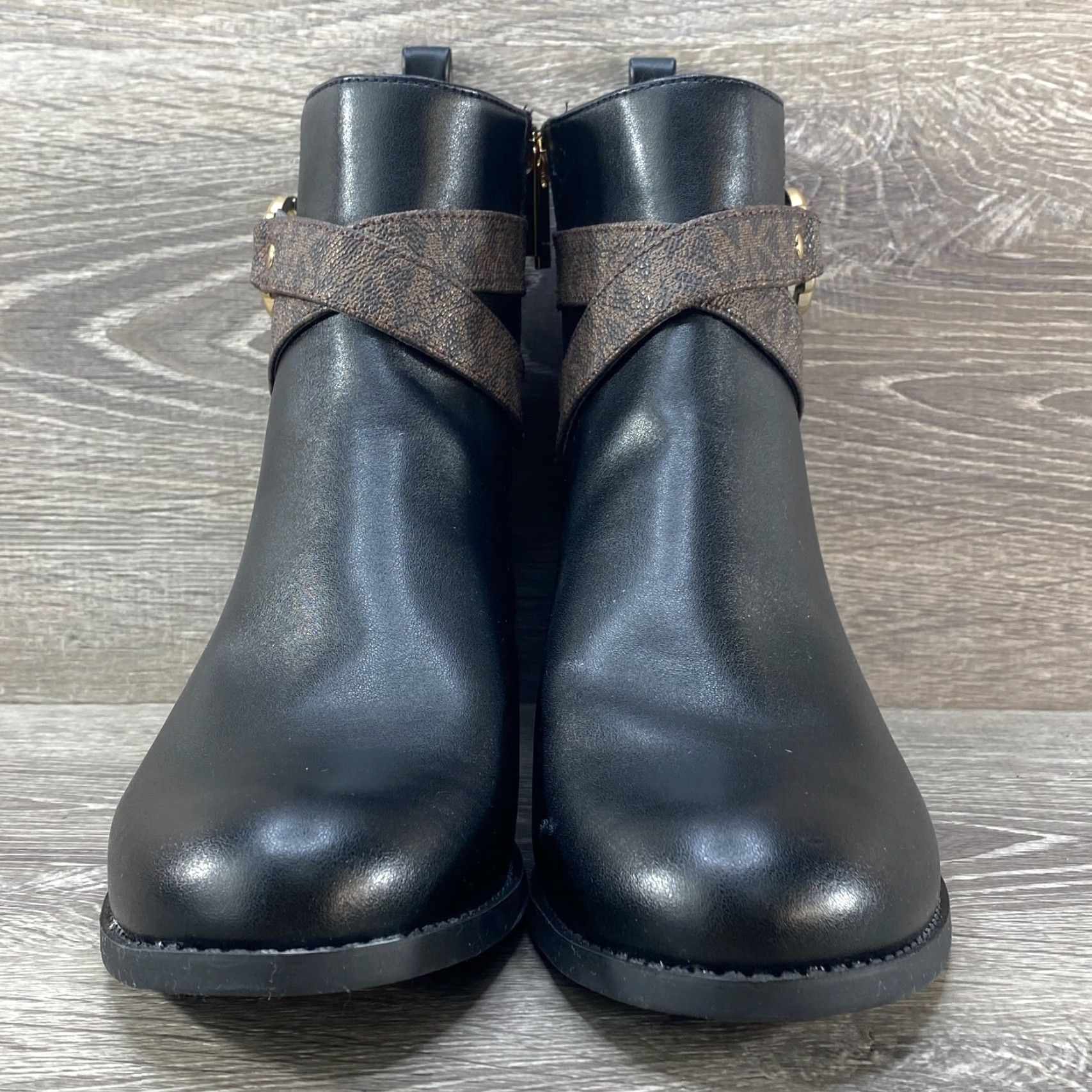 Michael Kors Michael Kors MK Logo Rory Flat Booties Ankle Boots 7 Womens Black MK Logo Rory Flat Booties Size 7 Women Shoes Size US 7 / IT 37 - 4 Thumbnail