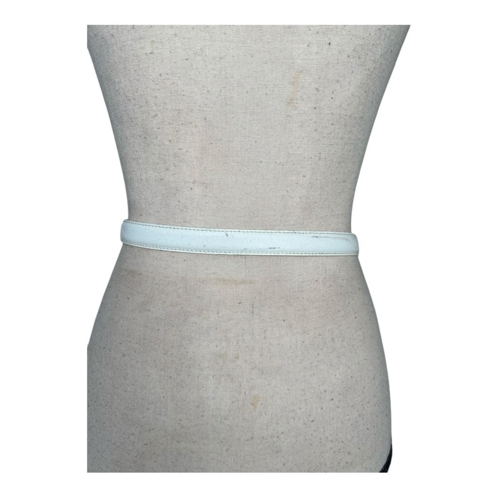 Paloma Picasso Paloma Picasso White and Gold Leather Belt Size S/M Size ONE SIZE - 3 Thumbnail
