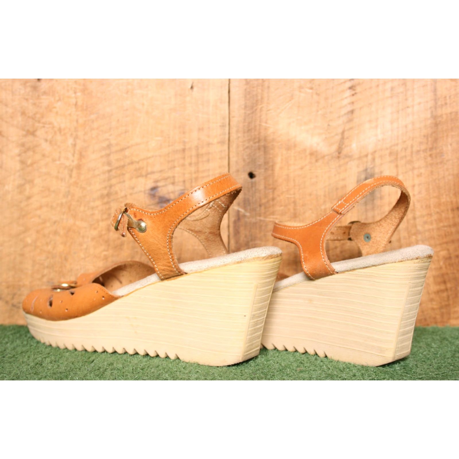 Vintage VINTAGE COASTERS Tan Leather 3" Wedge Heel Ankle Strap Platform Boho Sandals 8M Size US 8 / IT 38 - 3 Thumbnail